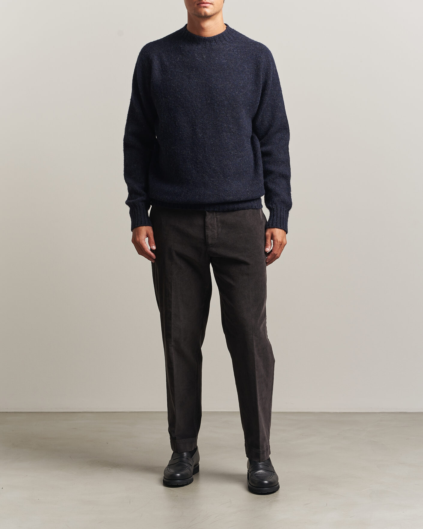 Uomini | Maglieria | Sunspel | Brushed Shetland Crew Neck Dark Navy