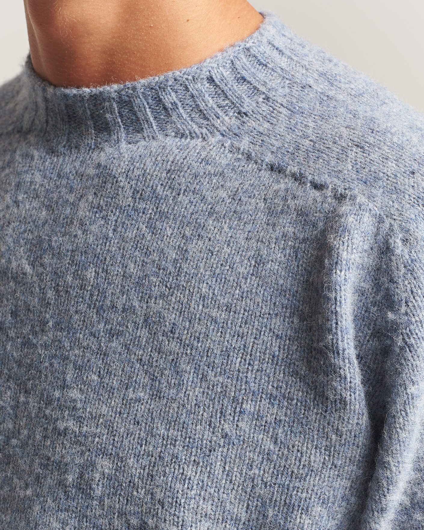 Uomini | Maglieria | Sunspel | Brushed Shetland Crew Neck Powder Blue