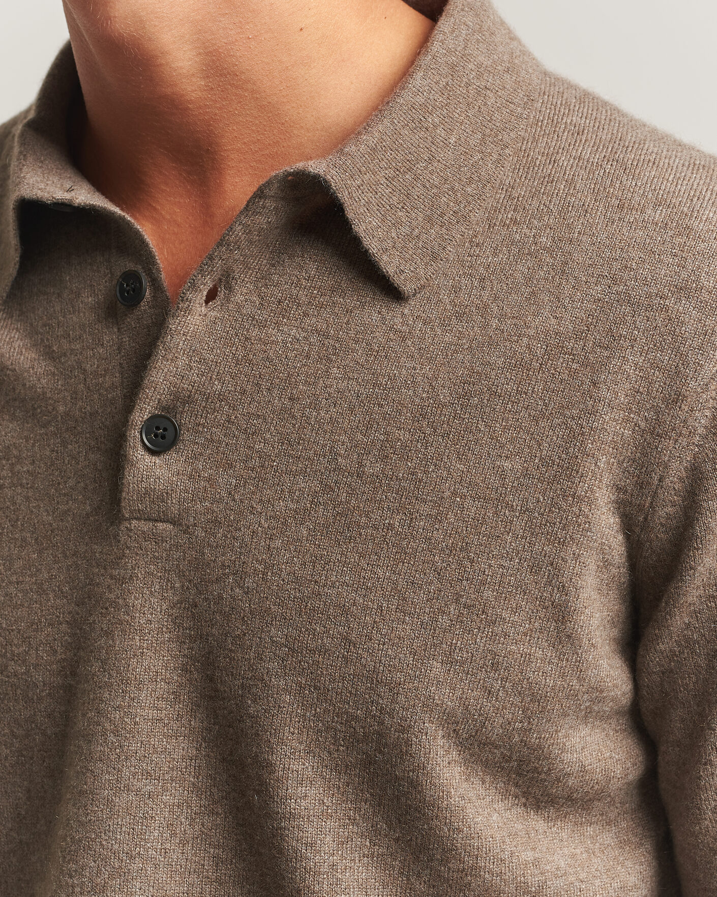 Uomini | Maglieria | Sunspel | Cashmere Polo Taupe