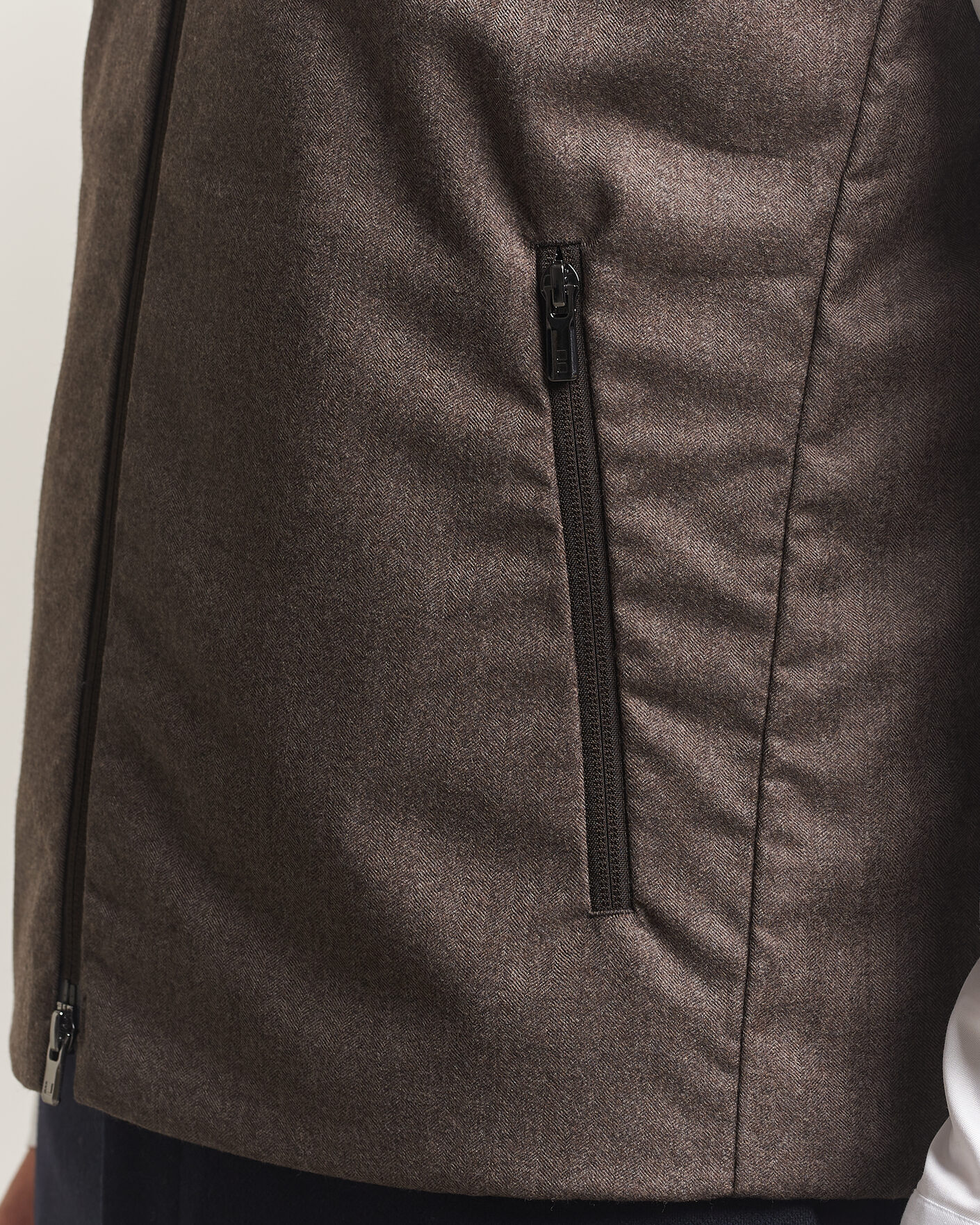 Uomini | Gilet | UBR | Raptor Lightweight Vest Savile Brown Herringbone
