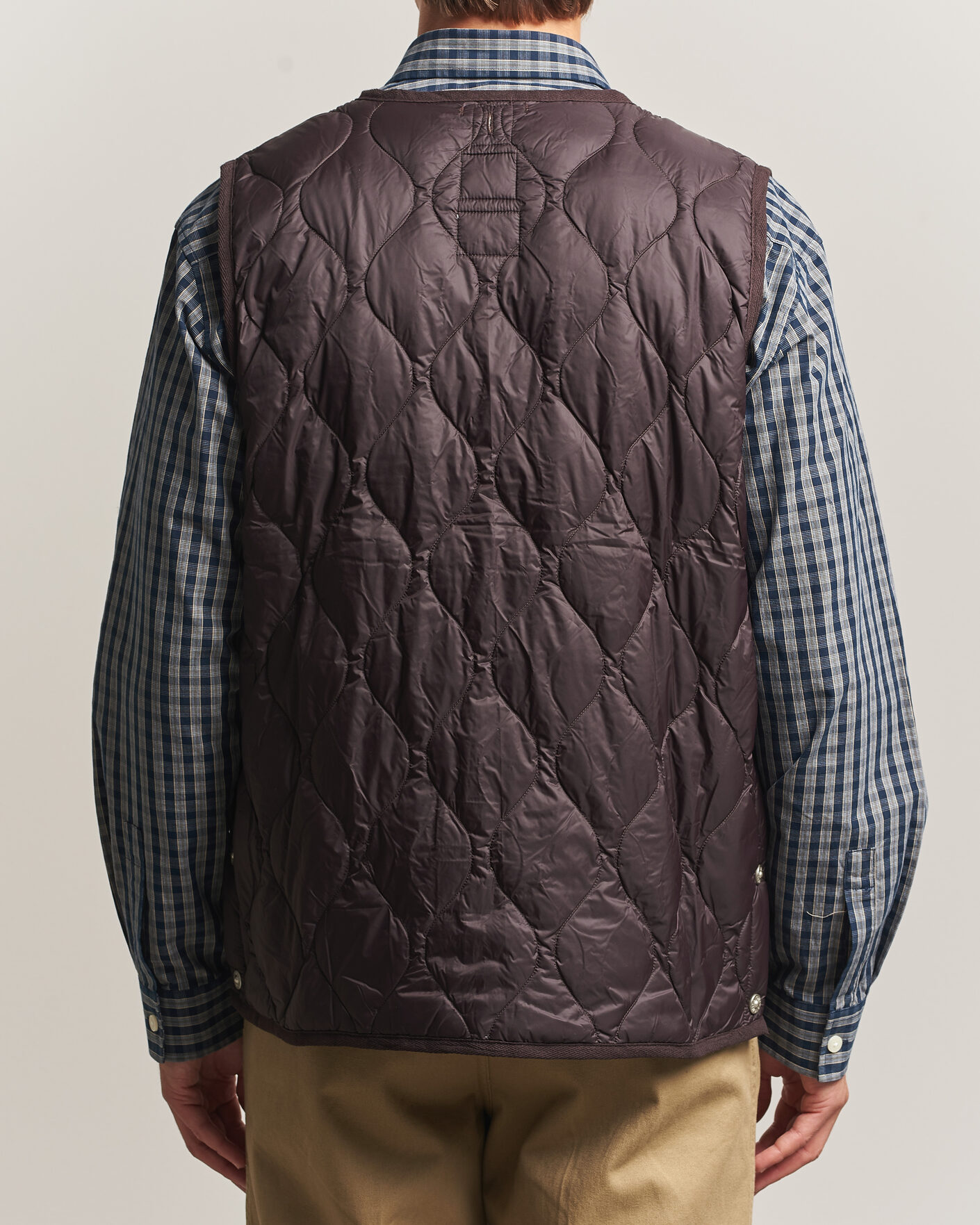 Uomini | Gilet | TAION | Military Crew Neck Down Vest Dark Choco