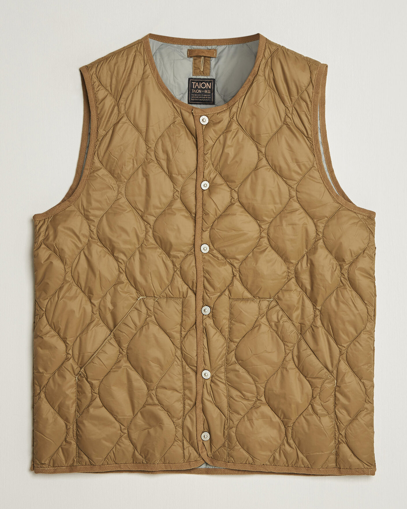 Uomini | Gilet | TAION | Military Crew Neck Down Vest Dark Khaki Olive