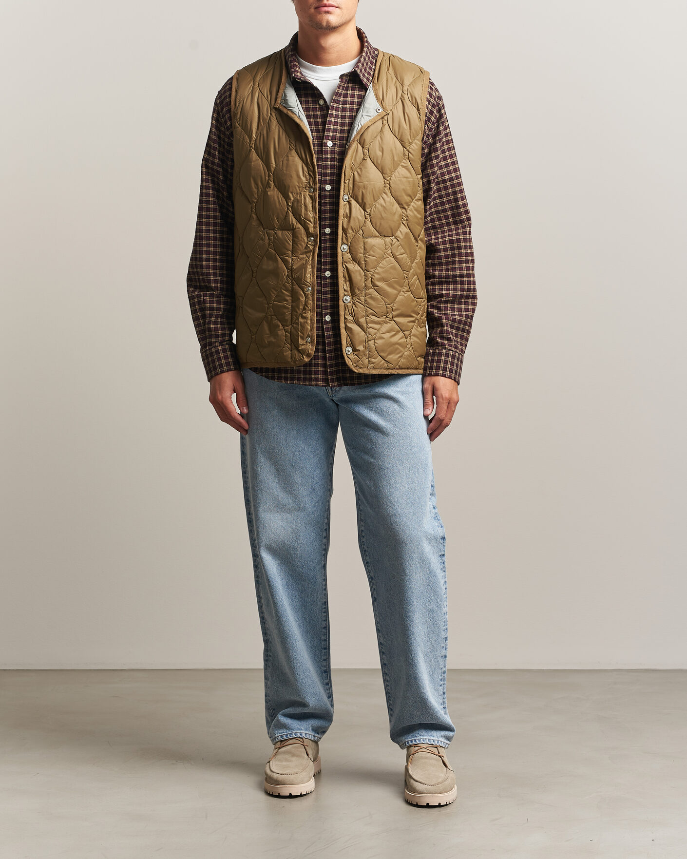 Uomini | Gilet | TAION | Military Crew Neck Down Vest Dark Khaki Olive