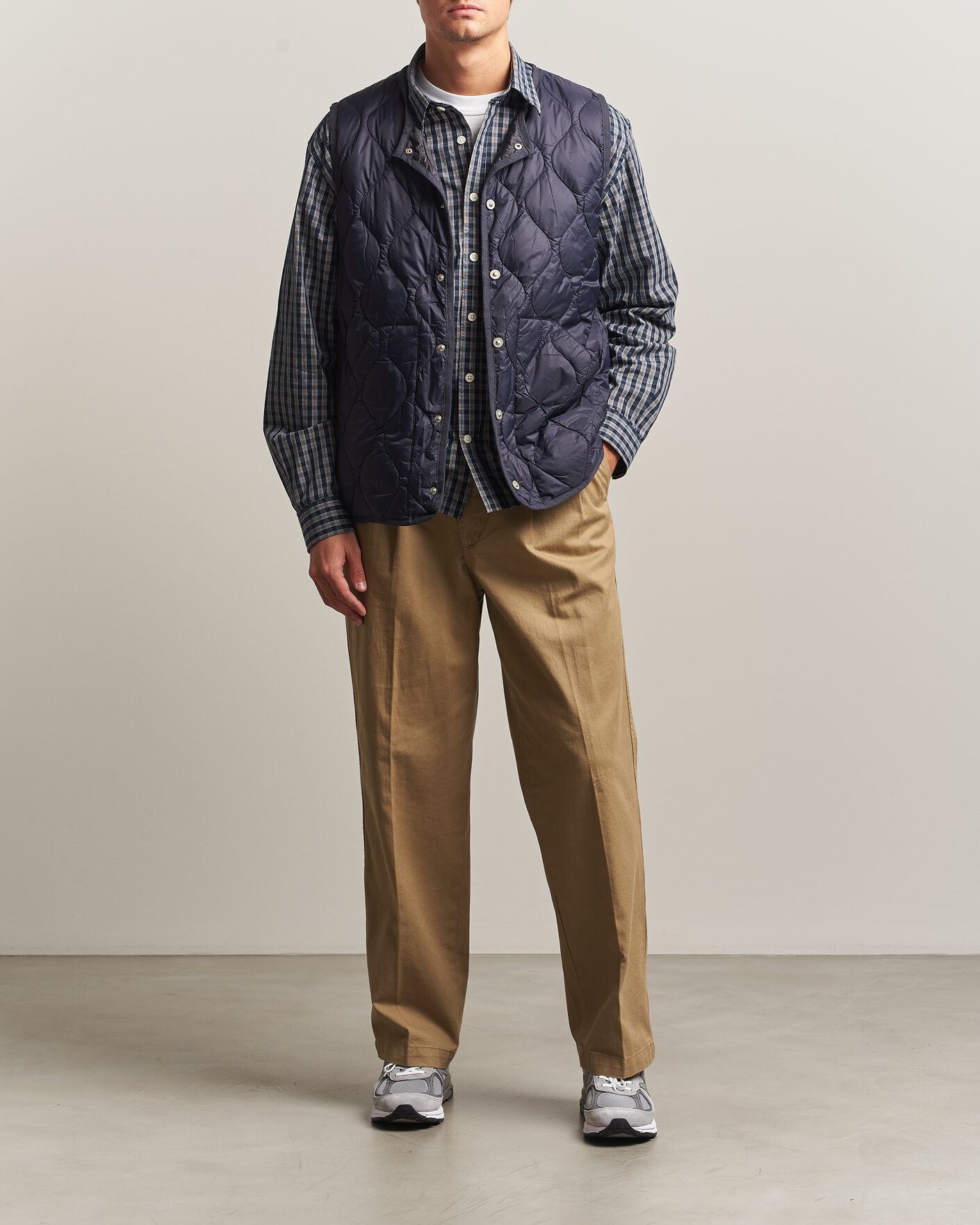 Uomini | Gilet | TAION | Military Crew Neck Down Vest Dark Navy