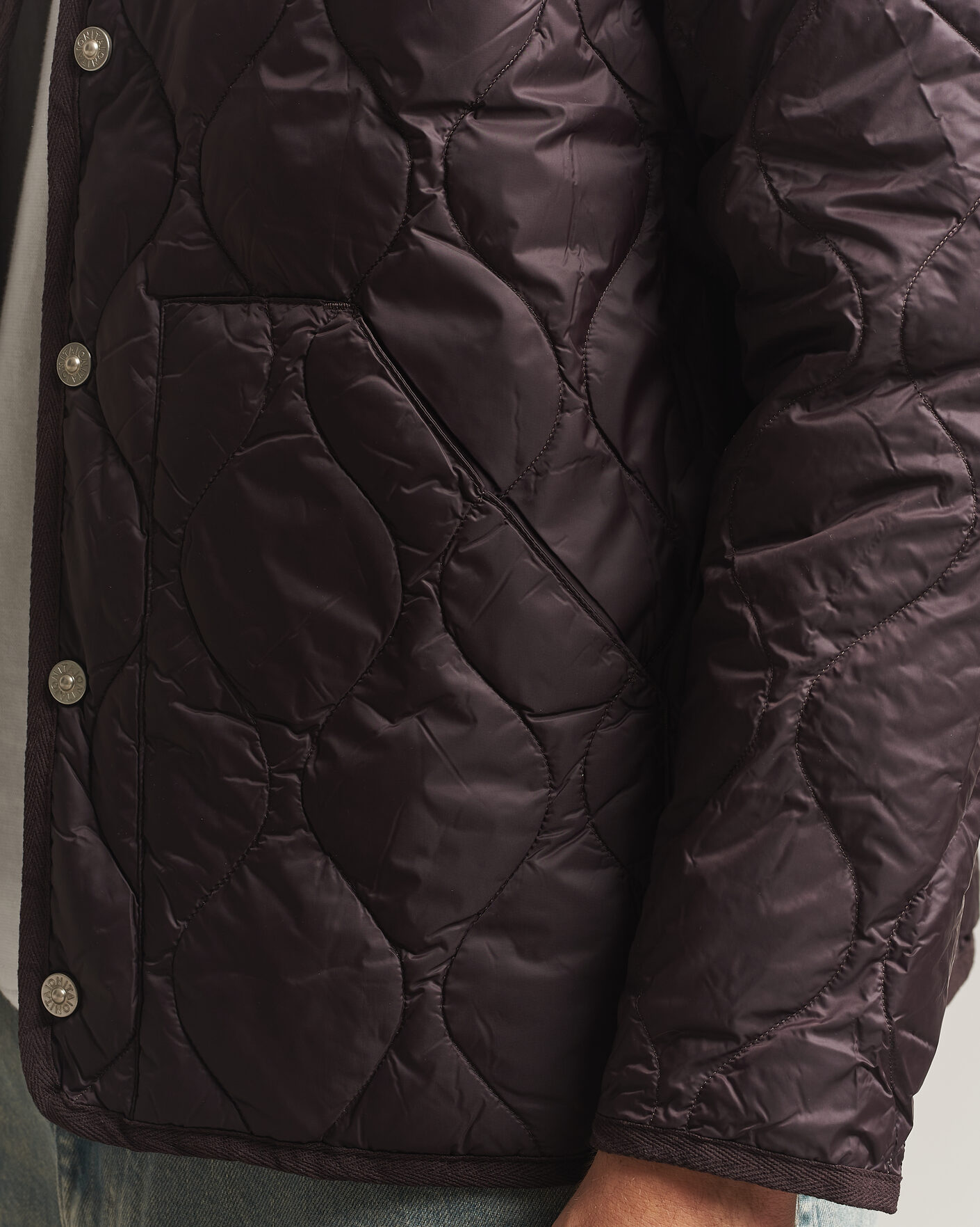 Uomini | Giacche | TAION | Military Crew Neck Down Jacket Dark Choco