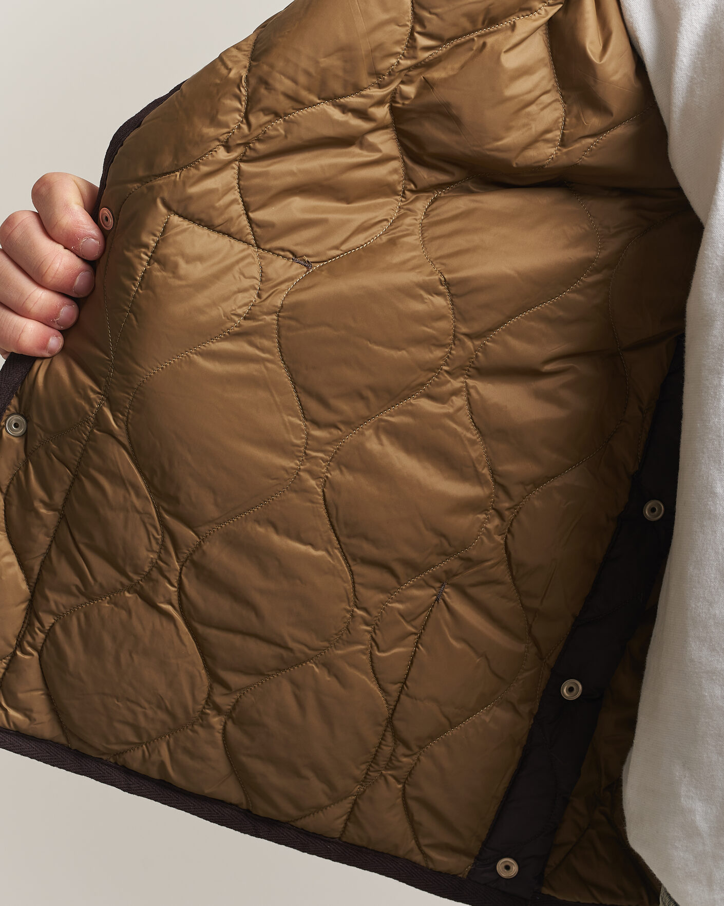 Uomini | Giacche | TAION | Military Crew Neck Down Jacket Dark Choco