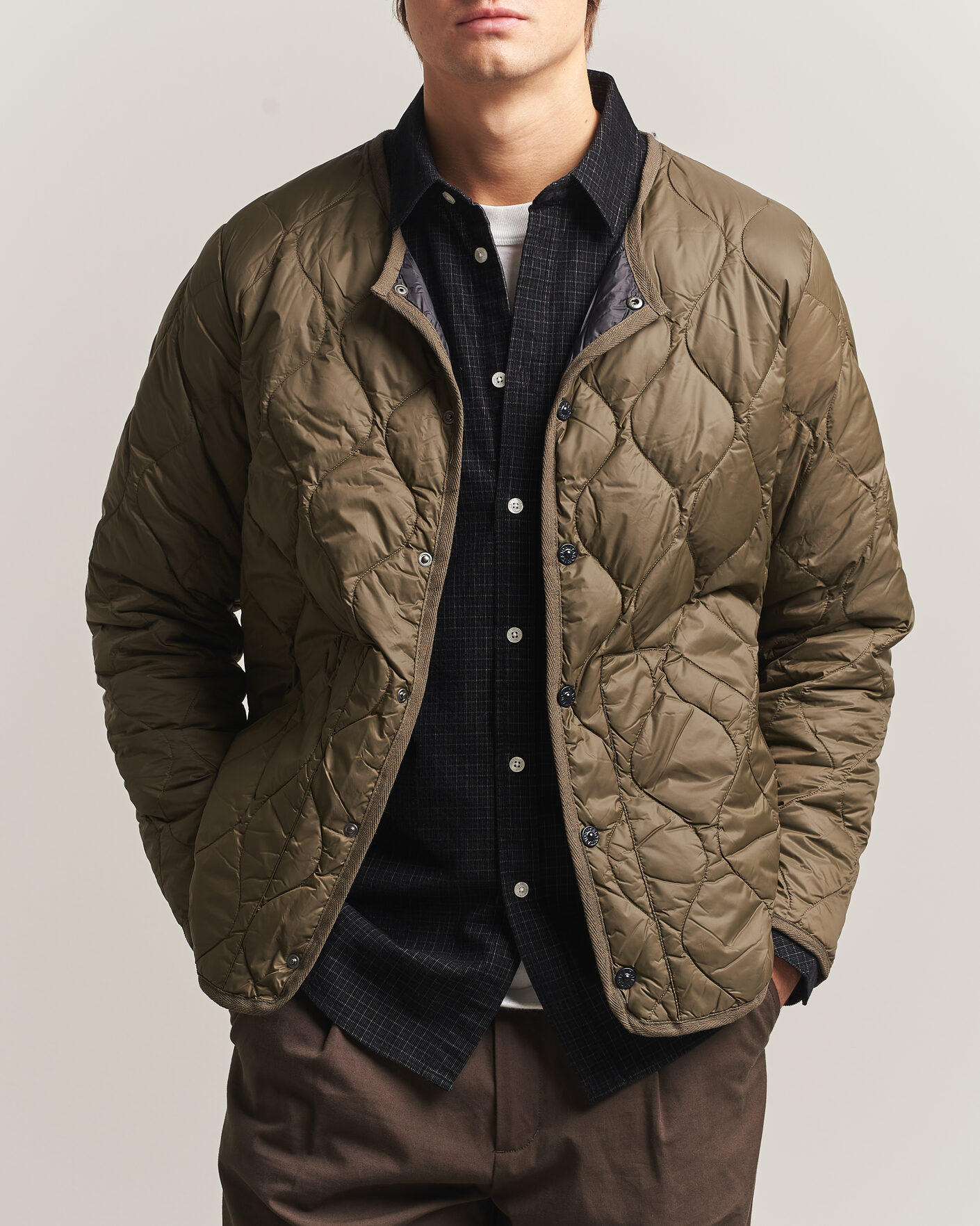 Uomini | Giacche | TAION | Military Crew Neck Down Jacket Dark Olive