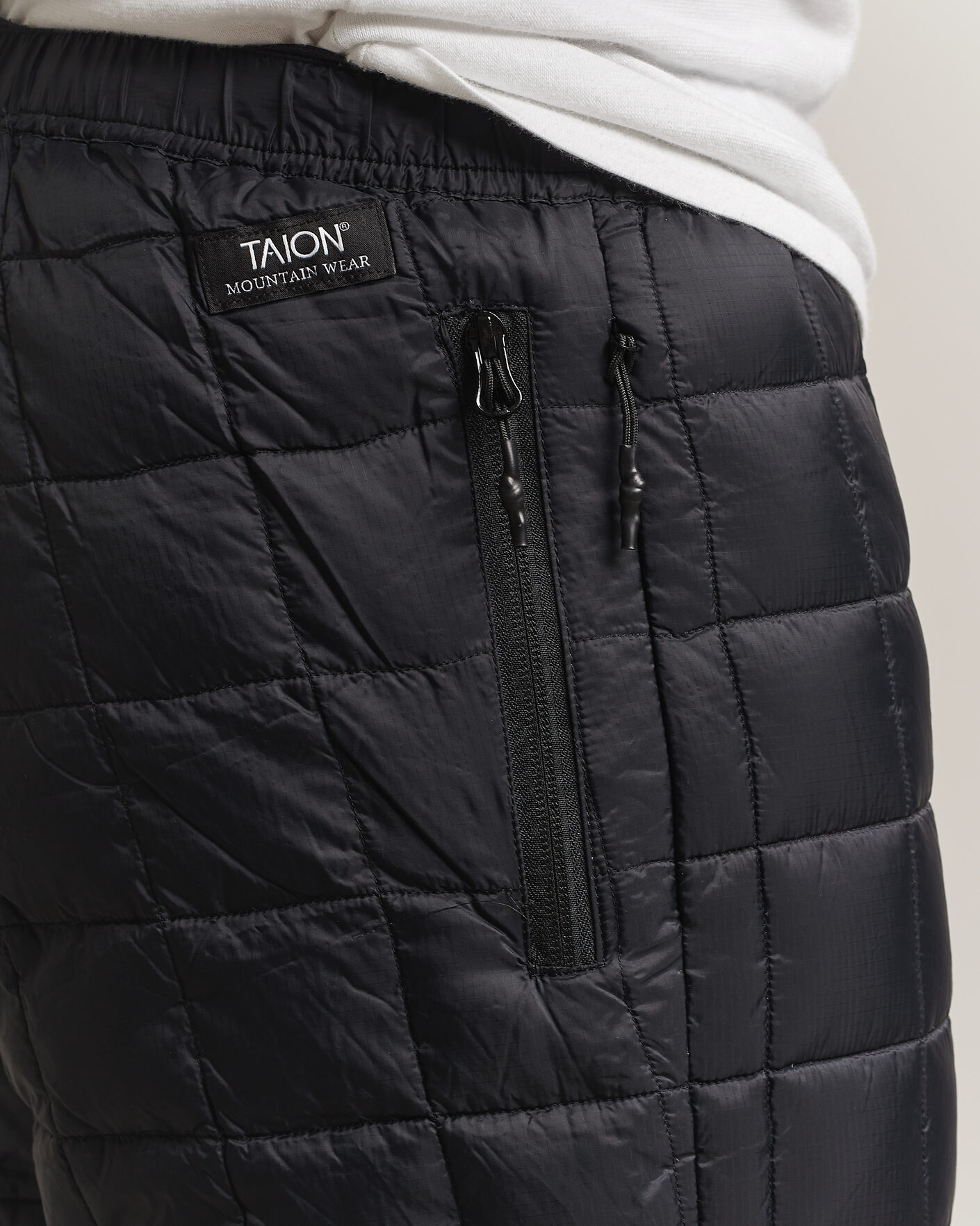 Uomini | Pantaloni | TAION | Mountain Down Pants Black