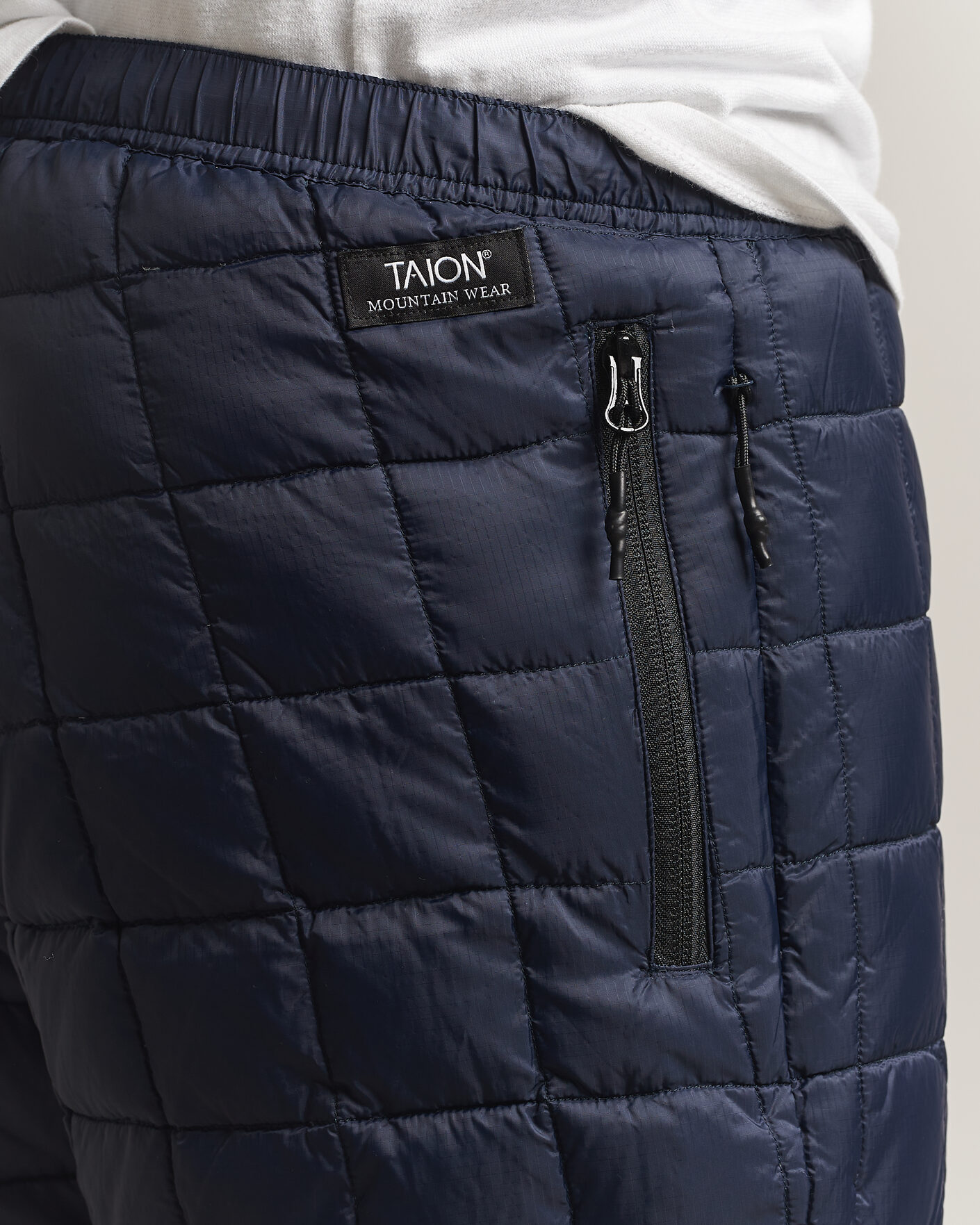 Uomini | Pantaloni | TAION | Mountain Down Pants Dark Navy