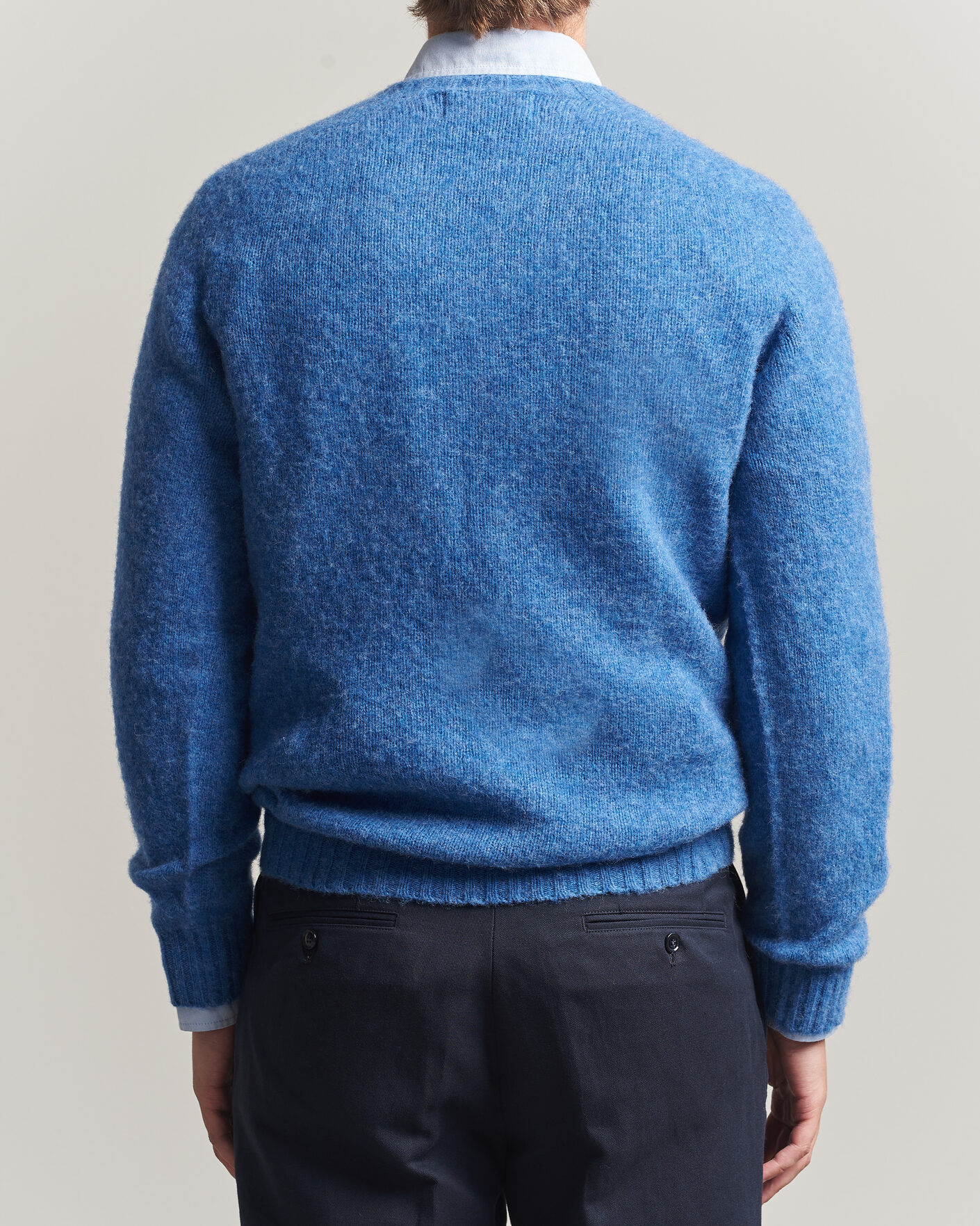 Uomini | Maglieria | Harley Of Scotland | Brushed Supersoft Lambswool Crewneck Cobalt