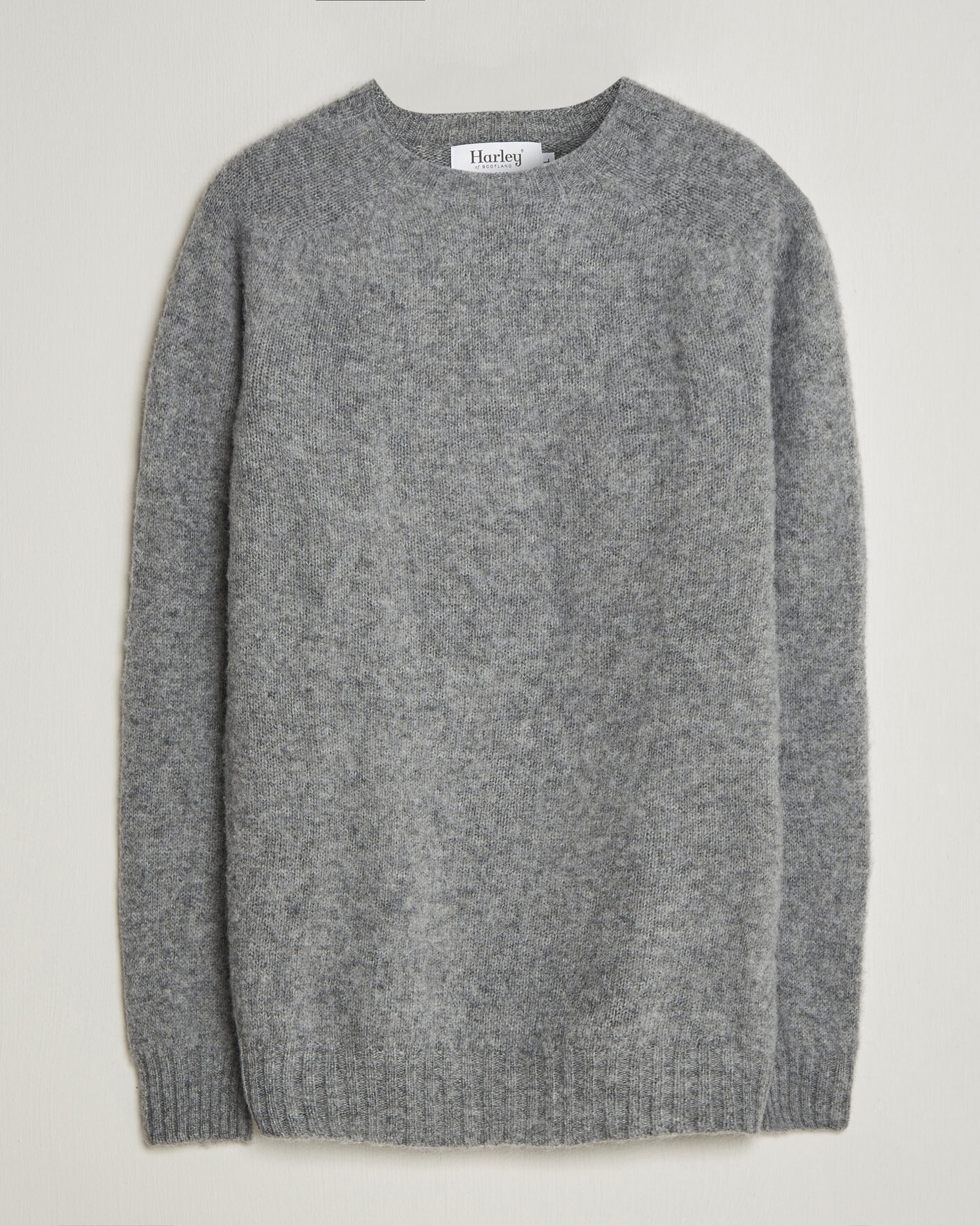 Uomini | Maglieria | Harley Of Scotland | Brushed Supersoft Lambswool Crewneck Mid Grey