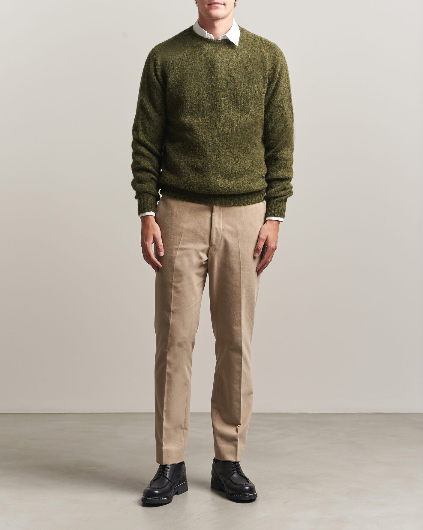 Uomini | Maglieria | Harley Of Scotland | Brushed Supersoft Lambswool Crewneck Scots Pine