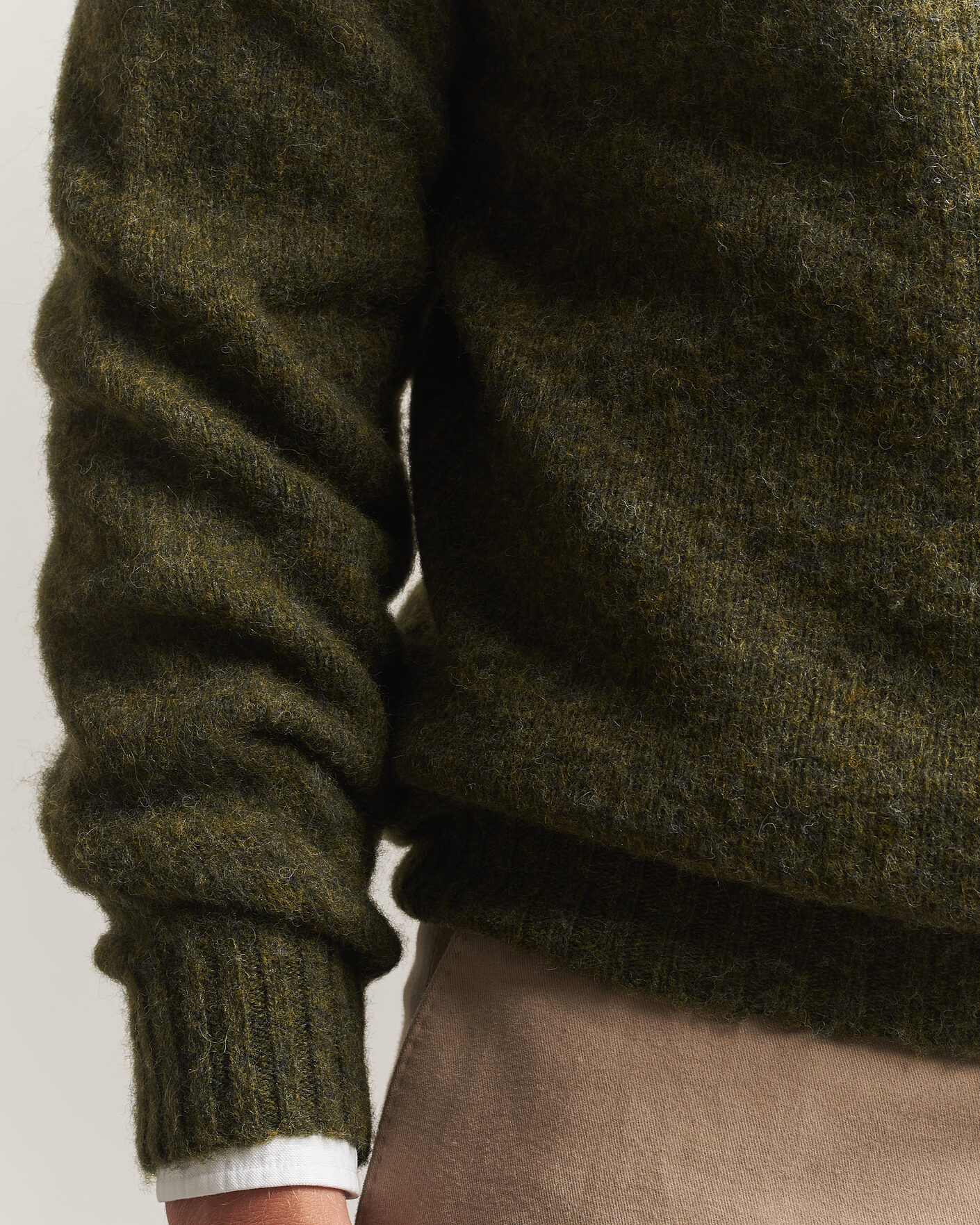 Uomini | Maglieria | Harley Of Scotland | Brushed Supersoft Lambswool Crewneck Scots Pine