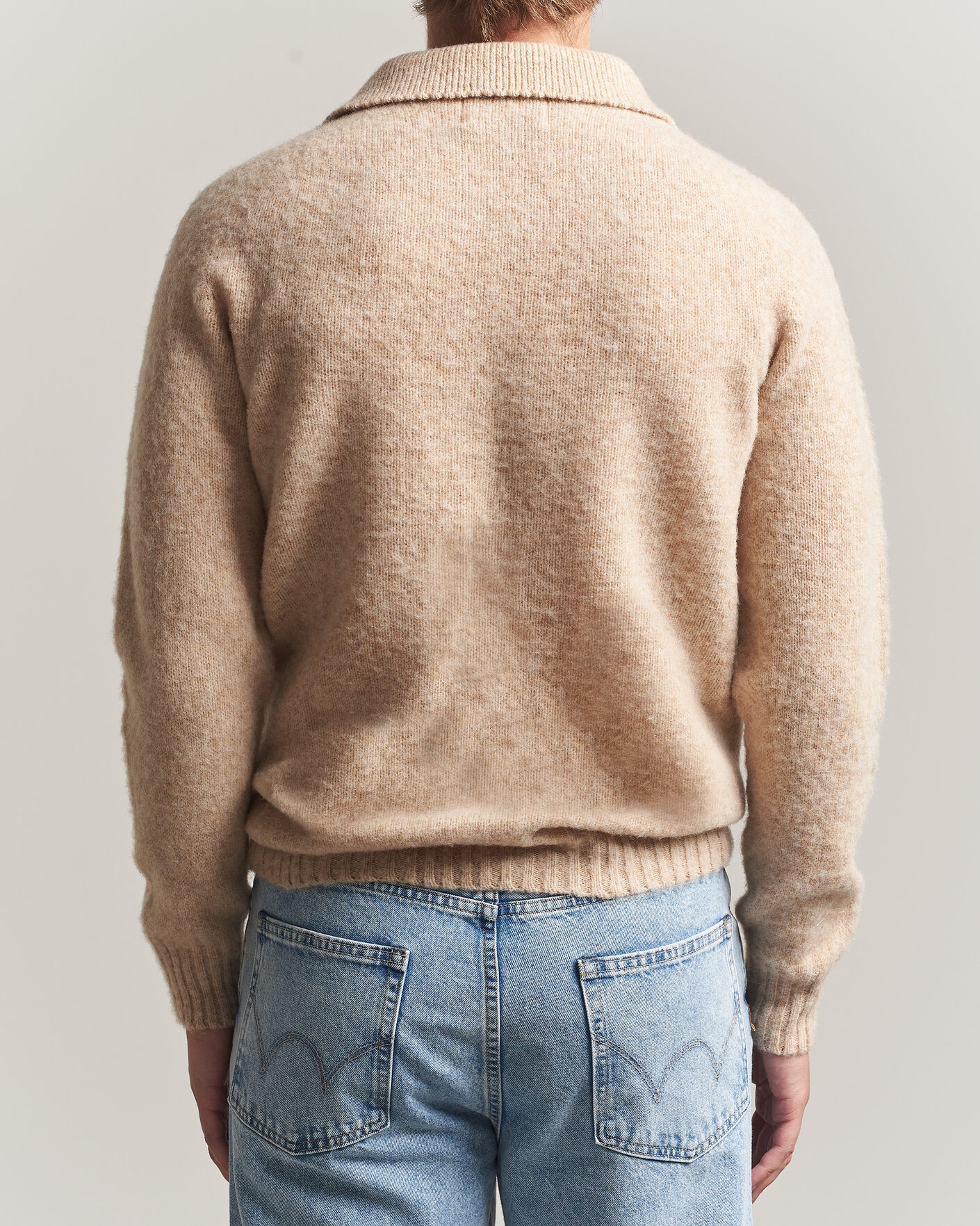 Uomini | Maglieria | Harley Of Scotland | Brushed Supersoft Lambswool Polo Calico