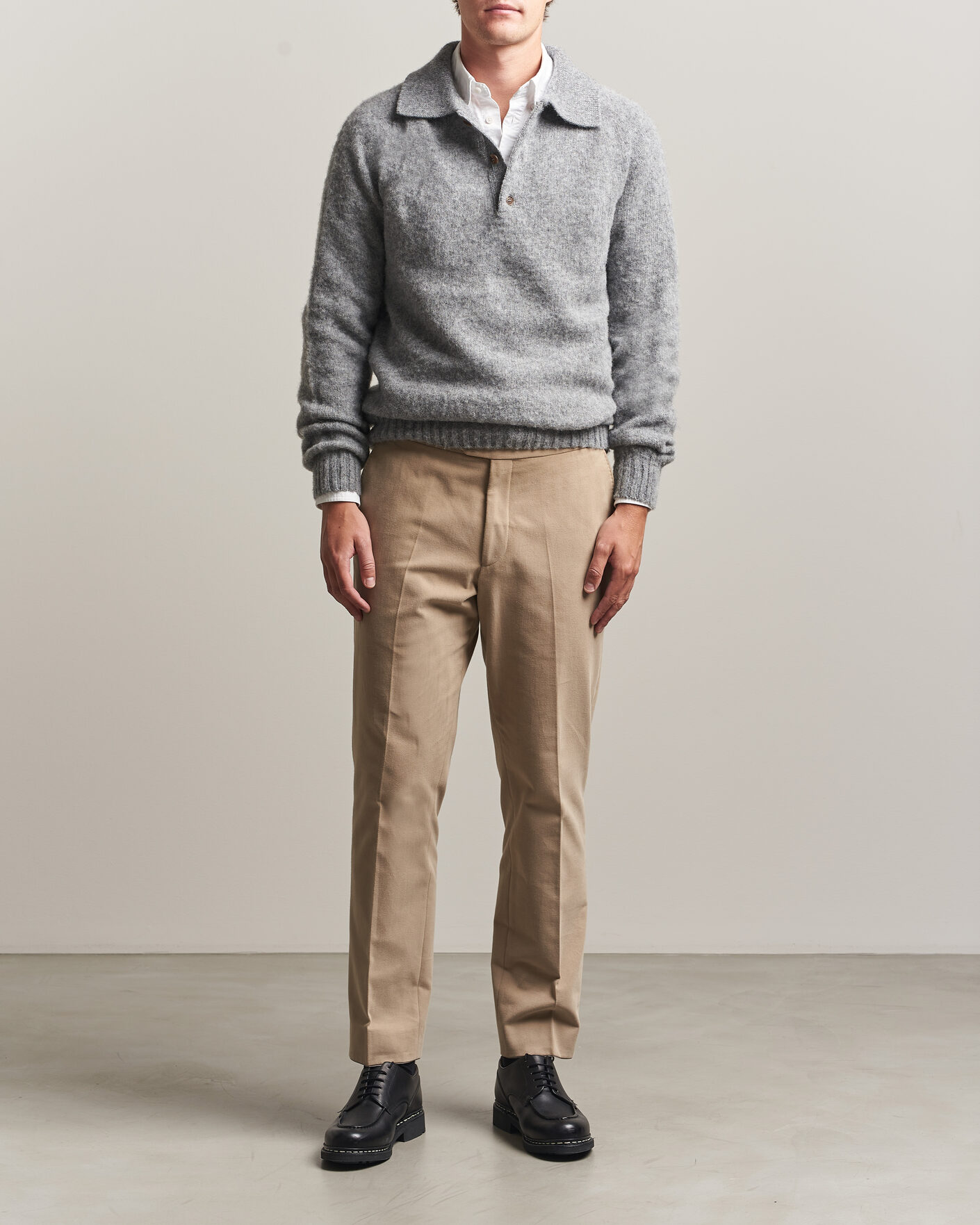 Uomini | Maglieria | Harley Of Scotland | Brushed Supersoft Lambswool Polo Mid Grey