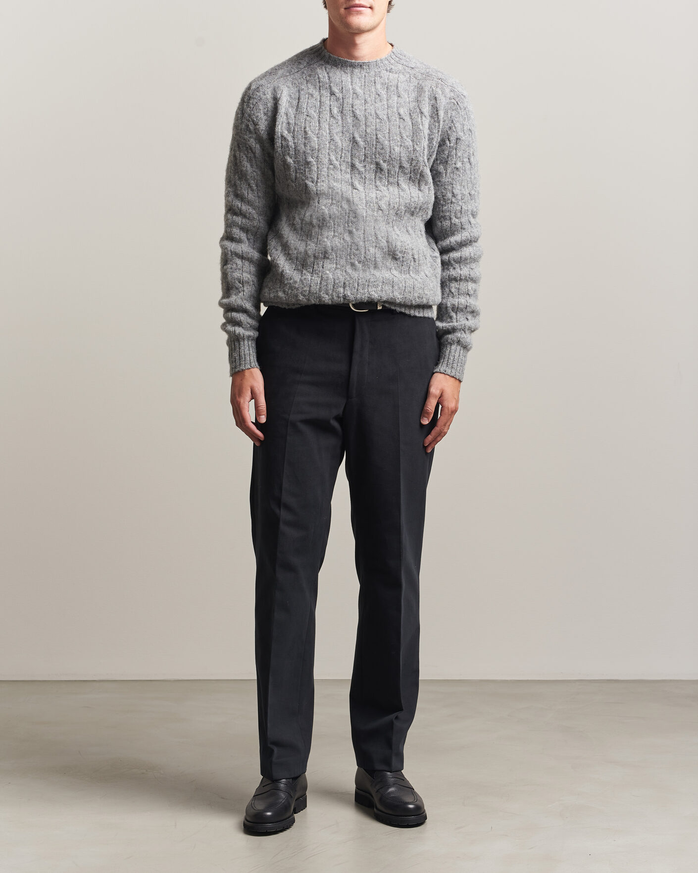 Uomini | Maglieria | Harley Of Scotland | Brushed Supersoft Lambswool Cable Mid Grey