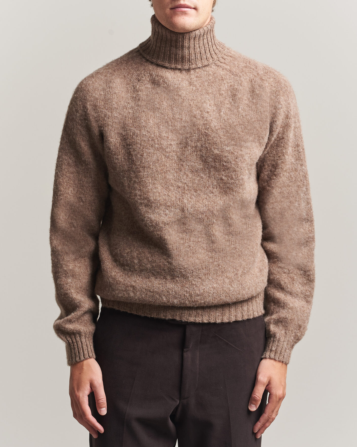 Uomini | Maglieria | Harley Of Scotland | Brushed Supersoft Lambswool Rollneck Tundra