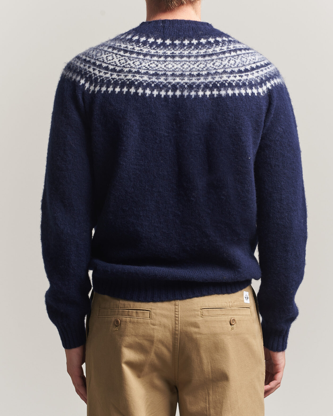 Uomini | Maglieria | Harley Of Scotland | Brushed Supersoft Lambswool Yolk Fairisle Navy/Snow White