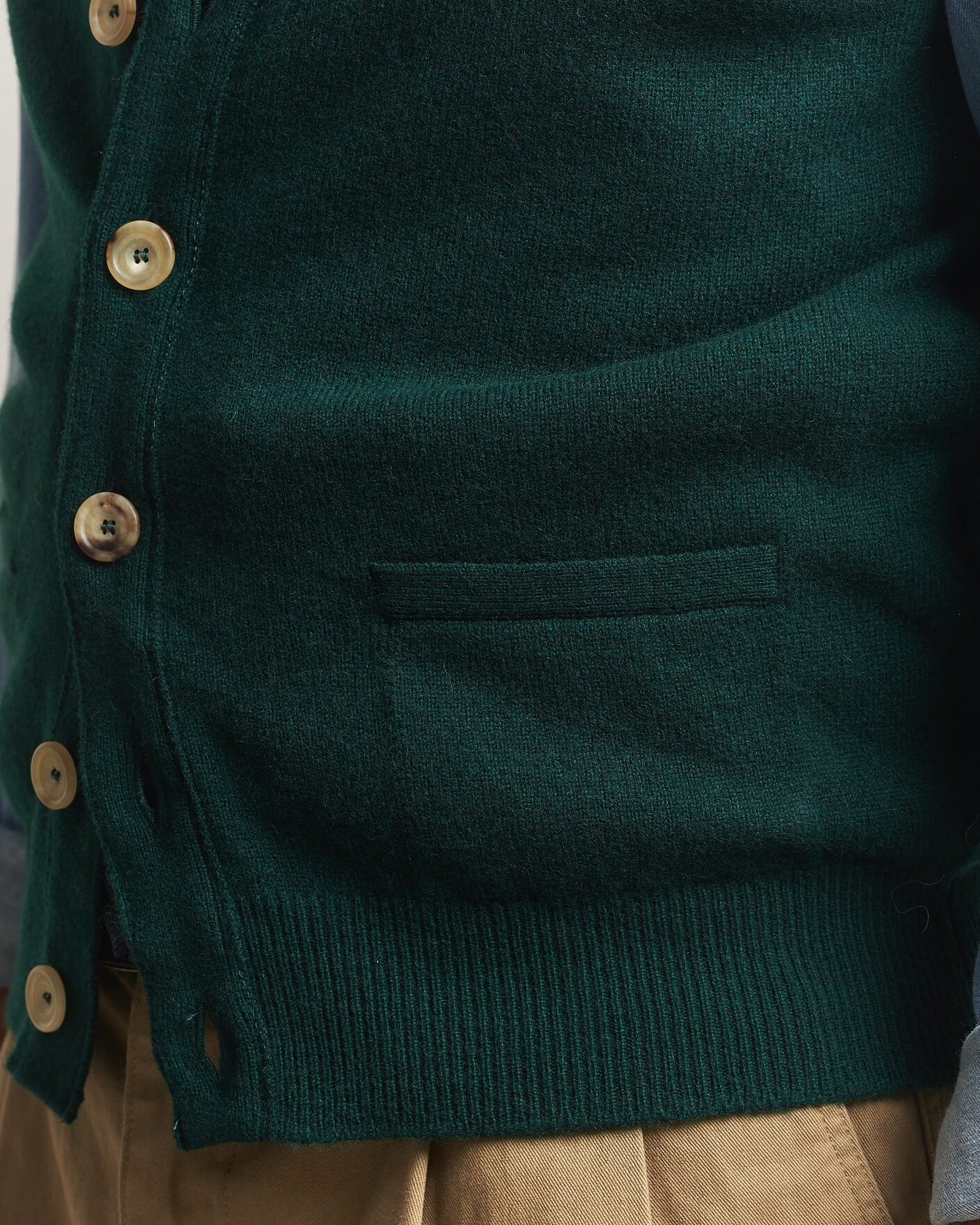 Uomini | Maglieria | Drake's | Lambswool Vest Cardigan Green