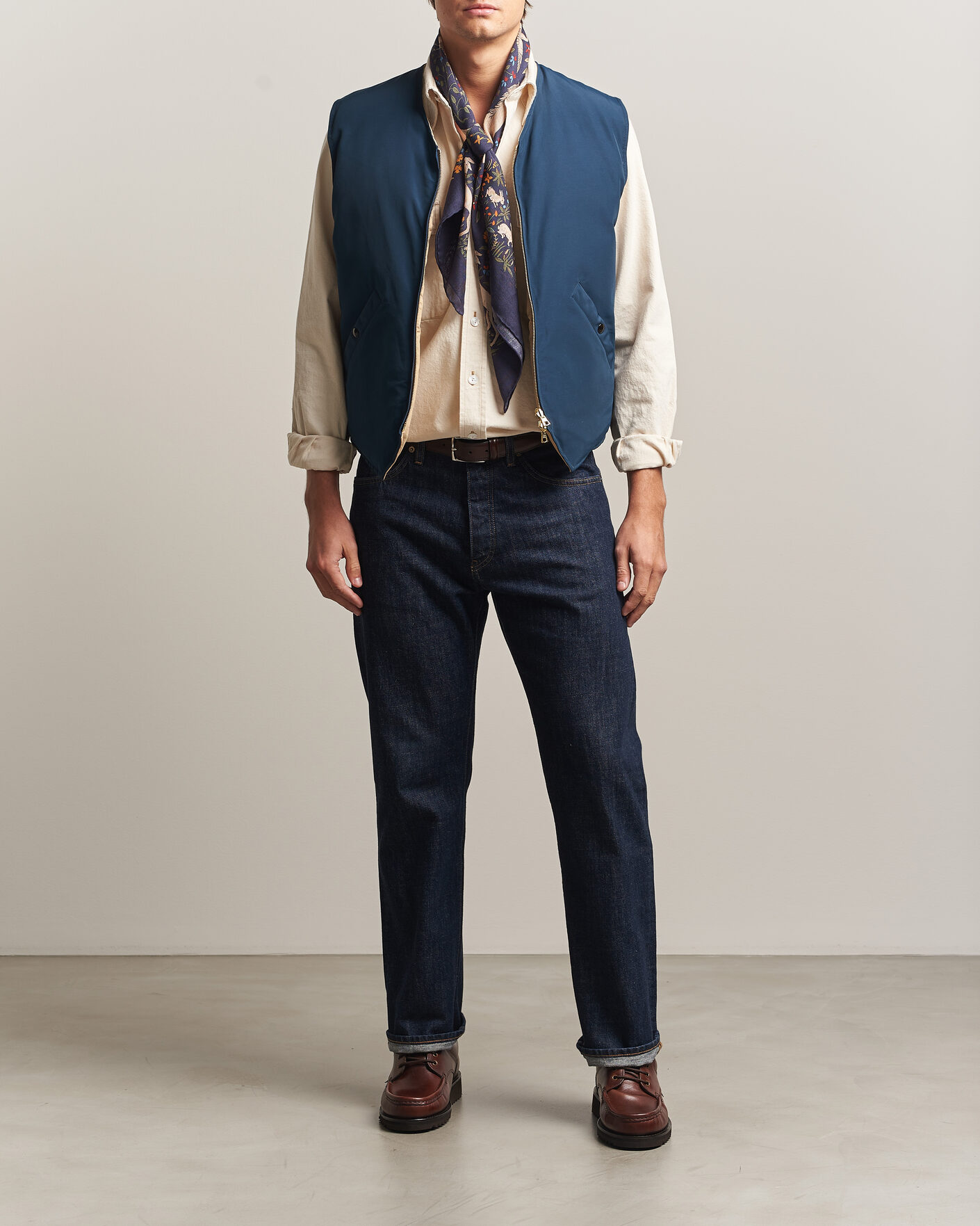 Uomini | Gilet | Drake's | Reversible Down Vest Petrol/Ecru