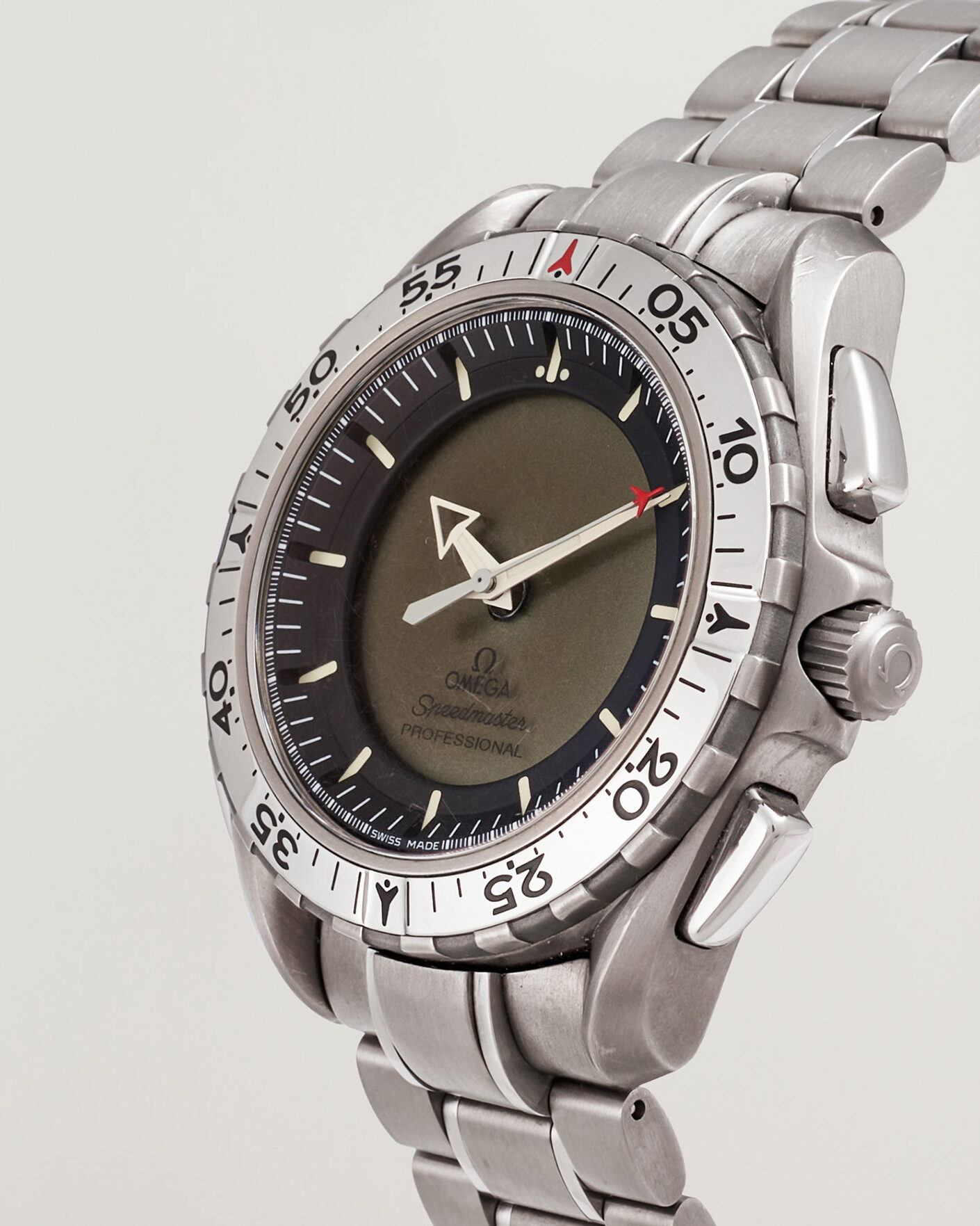 Uomini | Pre-Owned & Vintage Watches | Omega Pre-Owned | Speedmaster Skywalker X-33