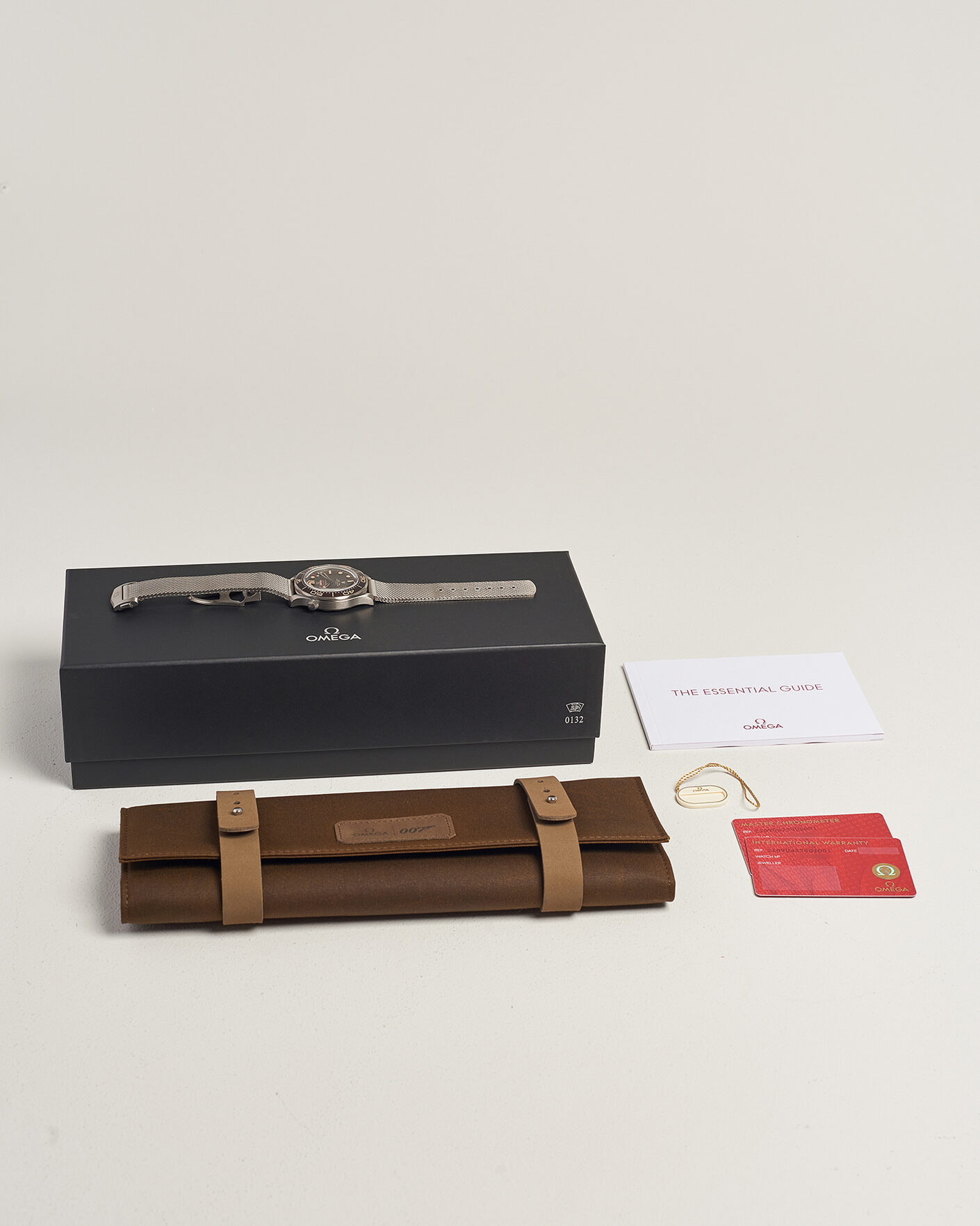 Uomini | Pre-Owned & Vintage Watches | Omega Pre-Owned | Seamaster Diver 300M 007