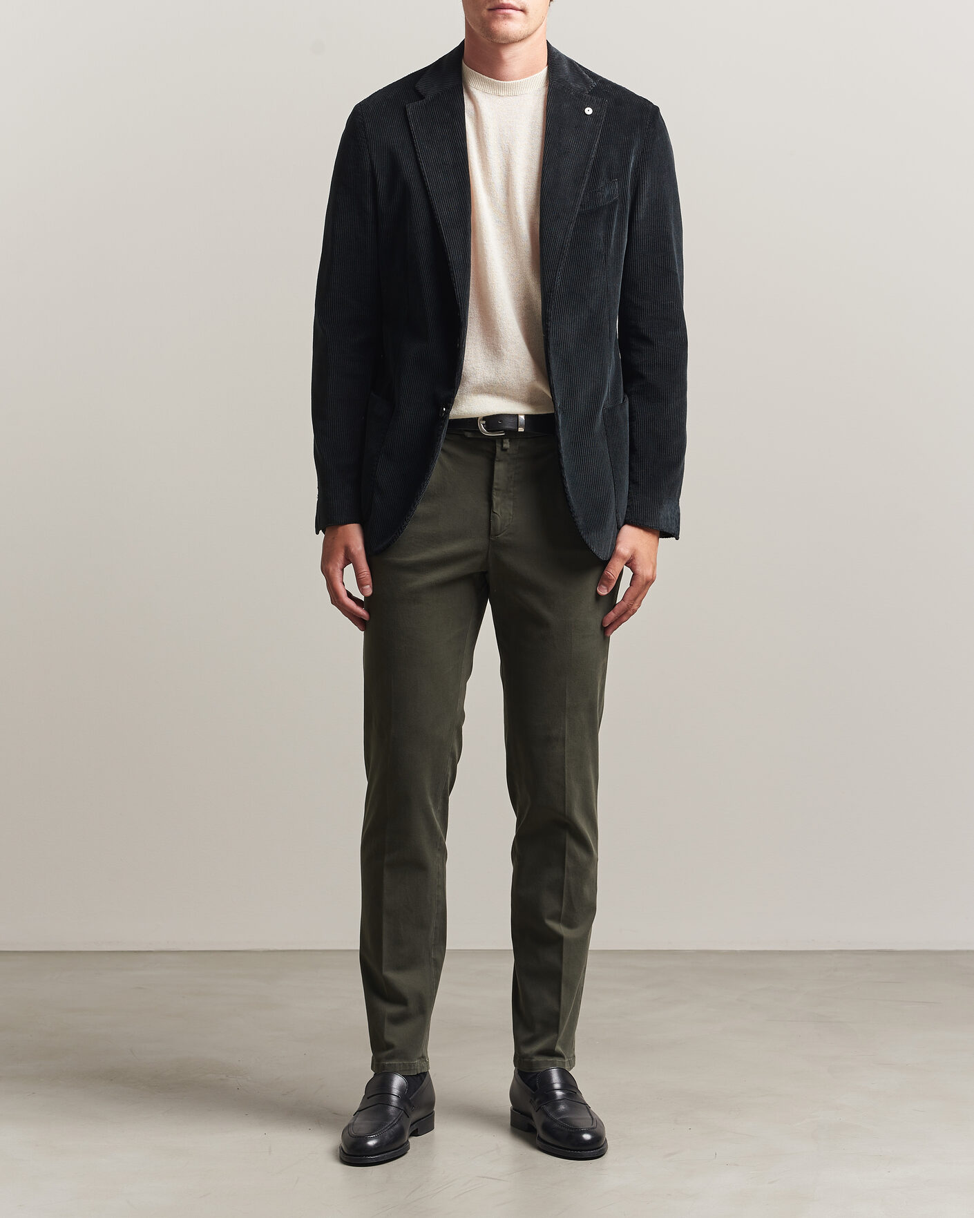 Uomini | Pantaloni | Briglia 1949 | Easy Fit Pleated Cotton Stretch Trousers Military