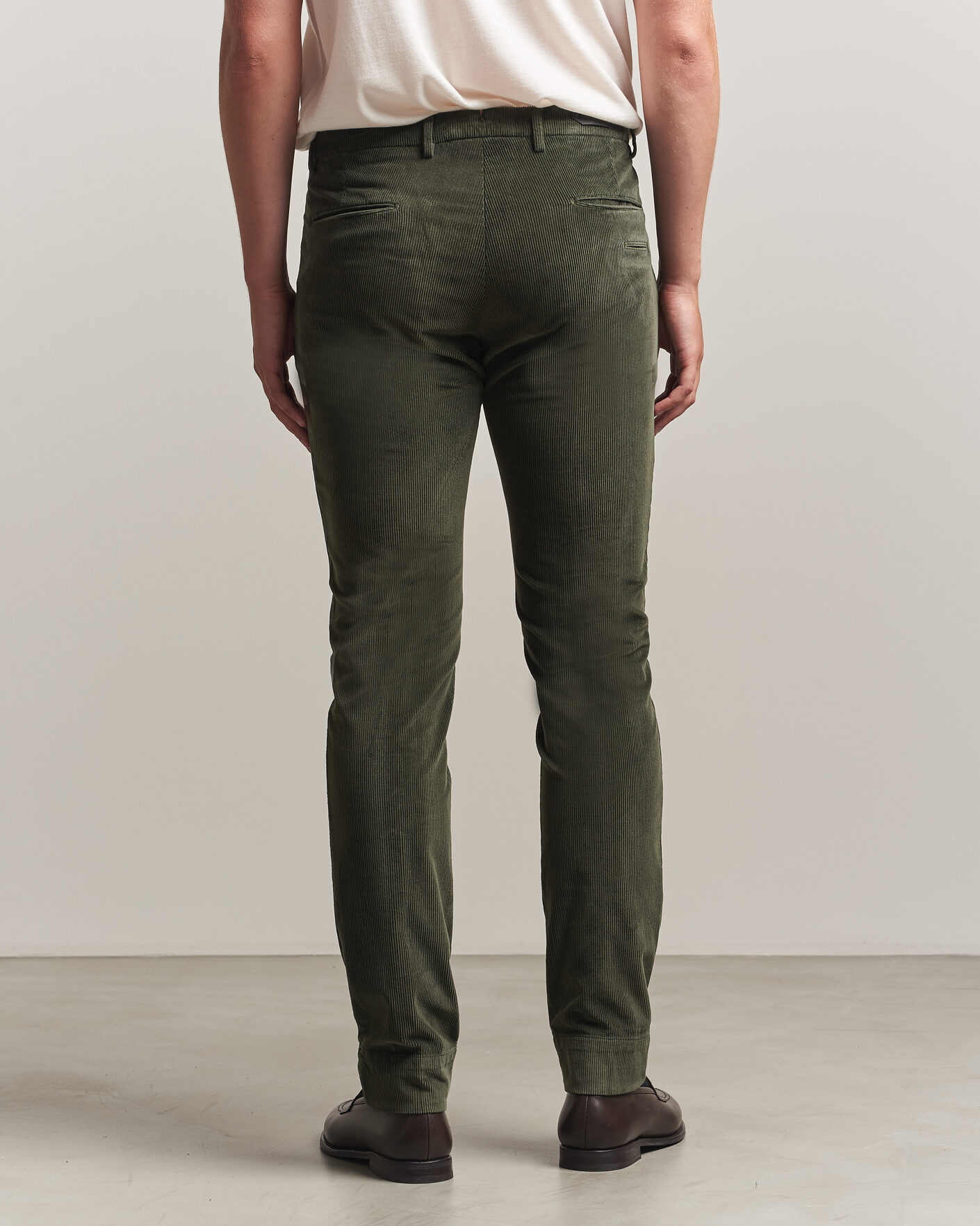 Uomini | Pantaloni | Briglia 1949 | Slim Fit Corduroy Trousers Dark Green