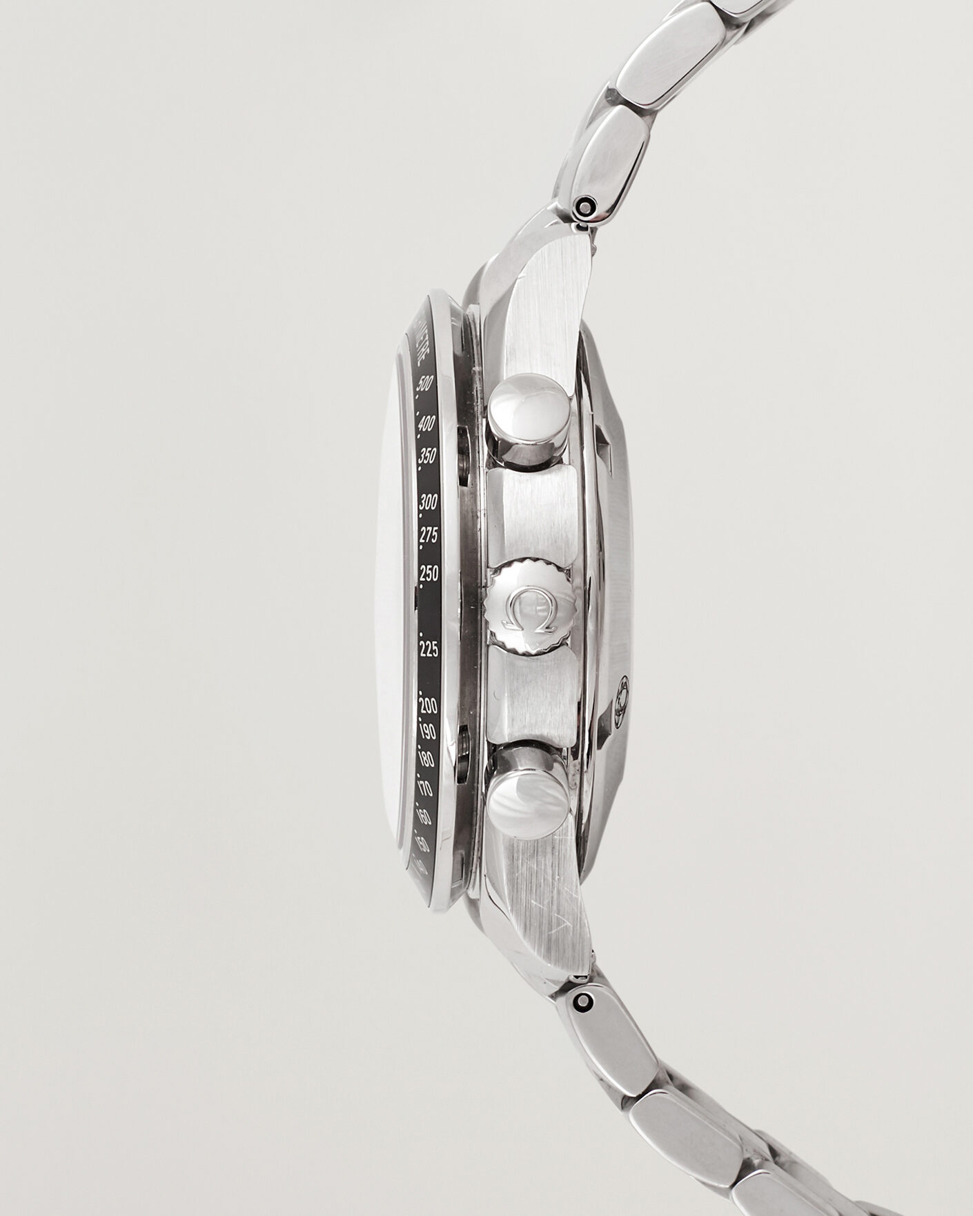 Uomini | Pre-Owned & Vintage Watches | Omega Pre-Owned | Speedmaster Date 323.30.40.40.06.001 