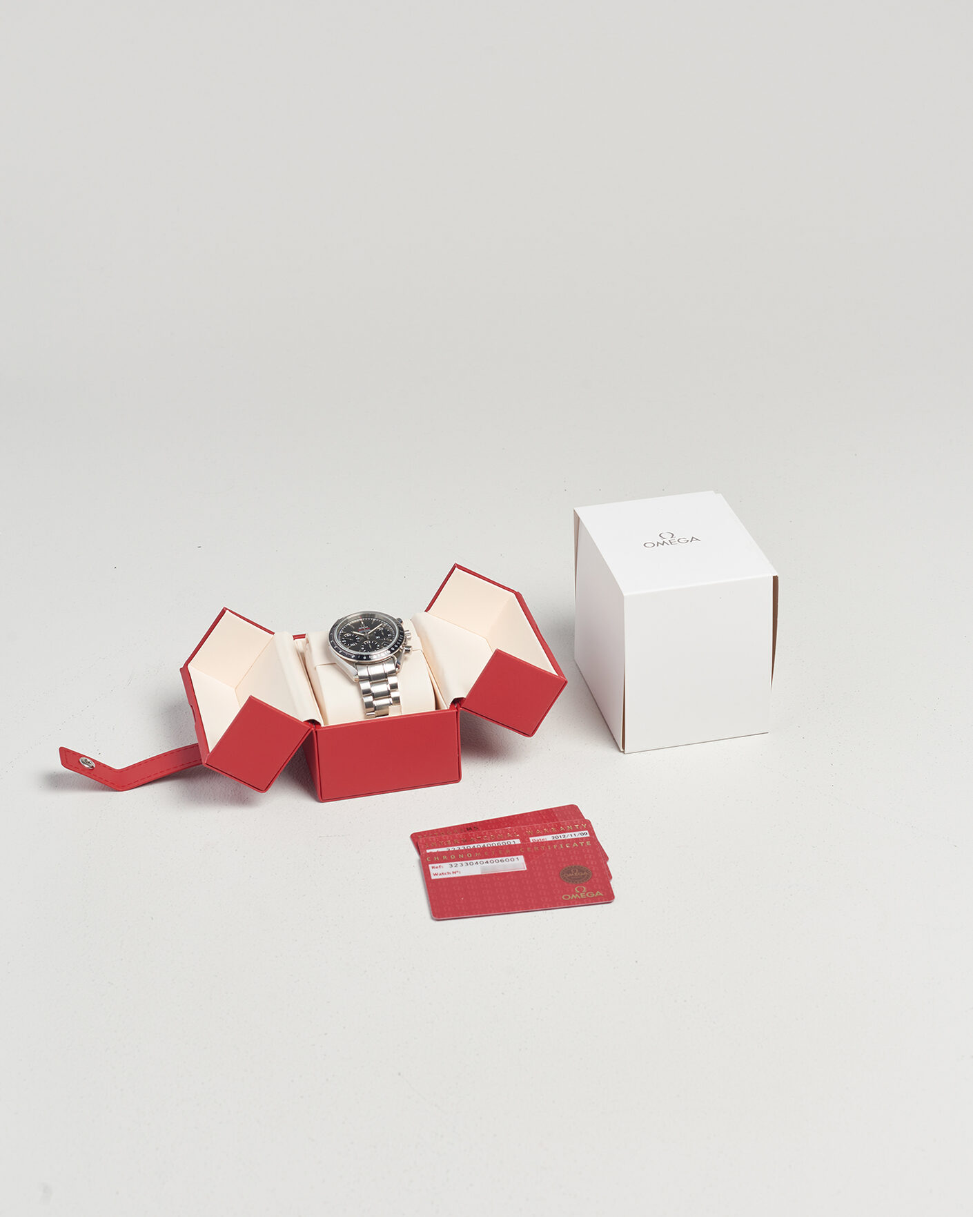 Uomini | Pre-Owned & Vintage Watches | Omega Pre-Owned | Speedmaster Date 323.30.40.40.06.001 