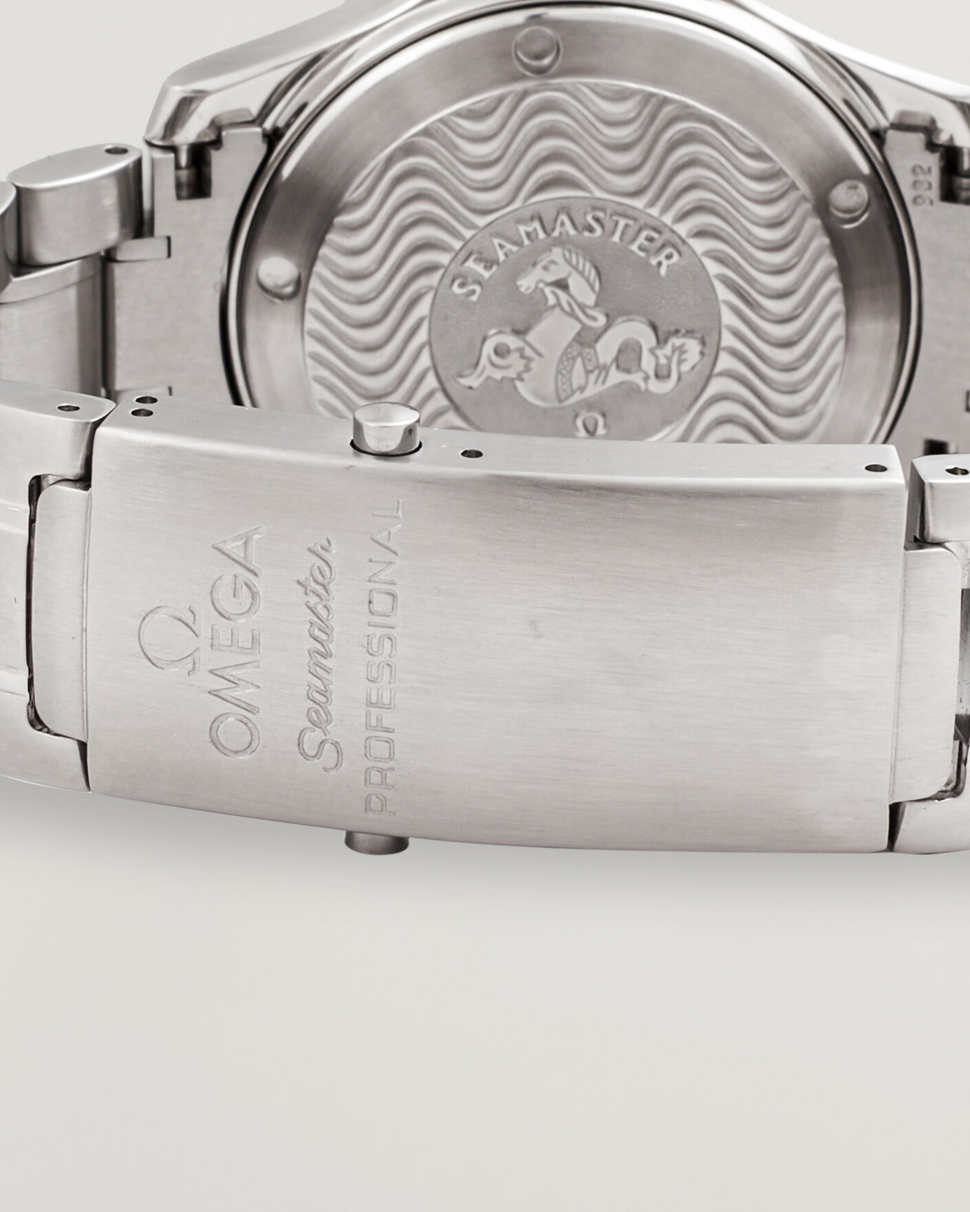 Uomini | Pre-Owned & Vintage Watches | Omega Pre-Owned | Seamaster 300M Midsize