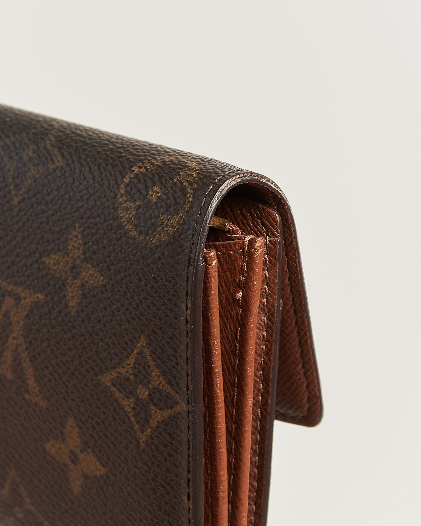 Uomini | Pre-Owned & Vintage Bags | Louis Vuitton Pre-Owned | Multiple Wallet Monogram