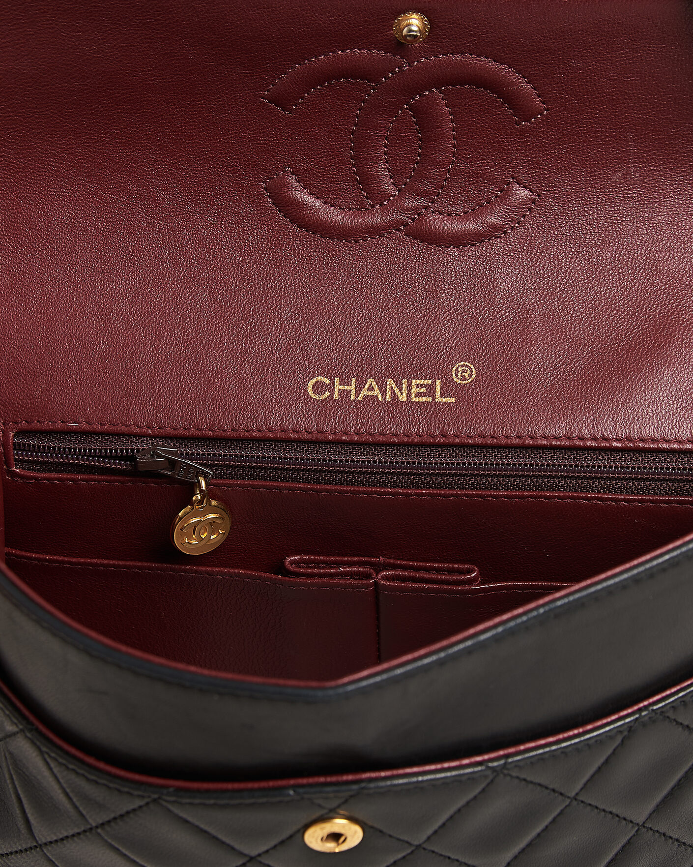 Uomini | Pre-Owned & Vintage Bags | Chanel Pre-Owned | Classic Medium Square Double Flap Bag Lambskin Black