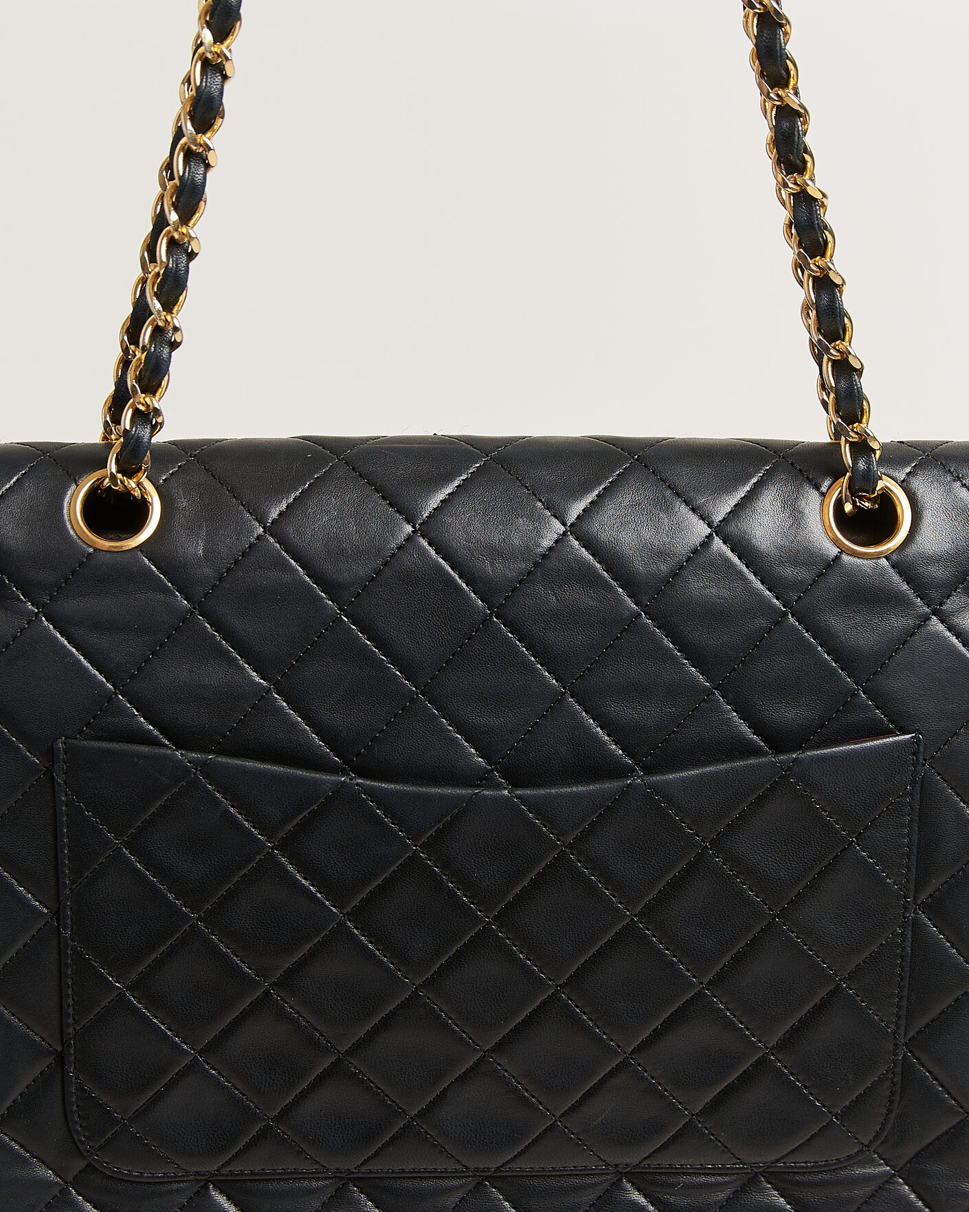 Uomini | Pre-Owned & Vintage Bags | Chanel Pre-Owned | Classic Medium Square Double Flap Bag Lambskin Black