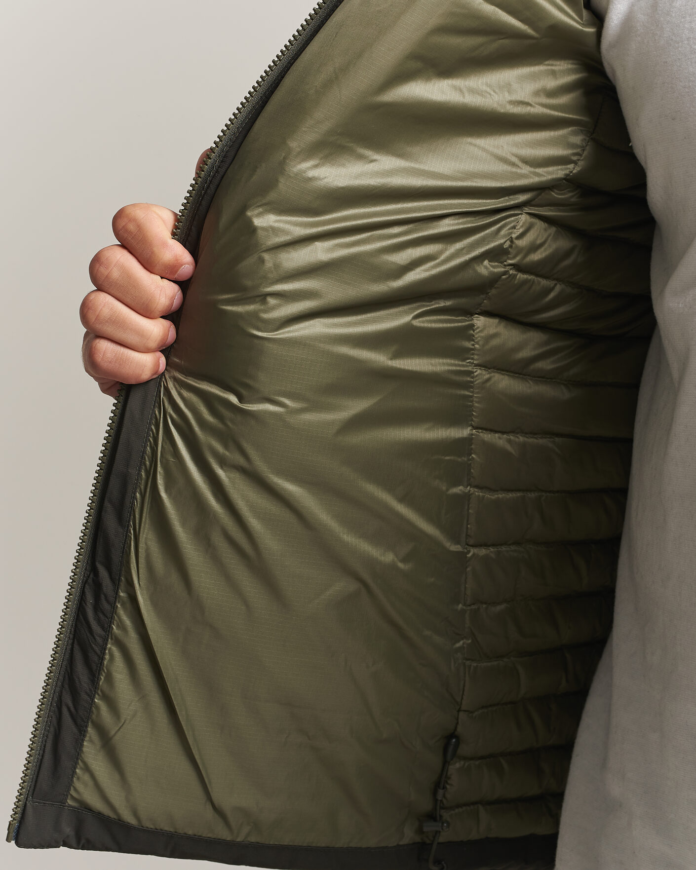Uomini | Giacche | Rab | Microlight Waterproof Shield Jacket Dark Army