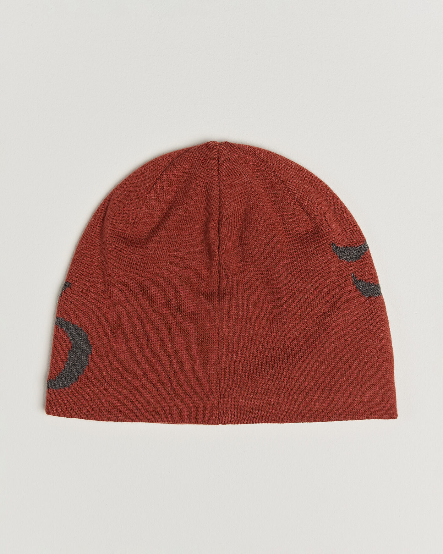 Uomini | Berretti | Rab | Logo Beanie Tuscan Red/Graphene