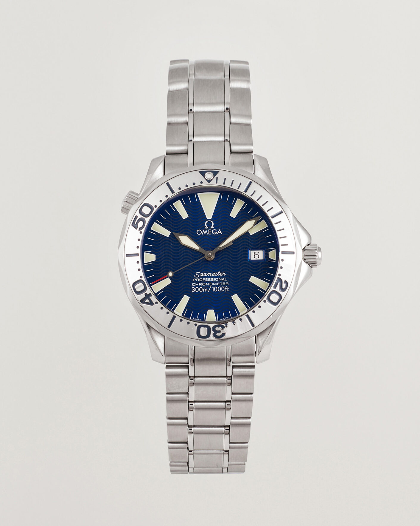 Uomini | Pre-Owned & Vintage Watches | Omega Pre-Owned | Seamaster 300M Electric Blue