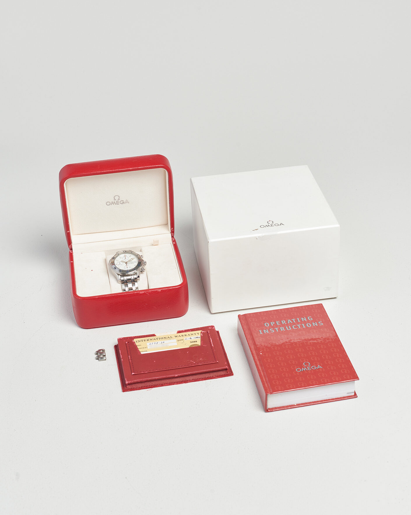 Uomini | Pre-Owned & Vintage Watches | Omega Pre-Owned | Seamaster 300M Chrono