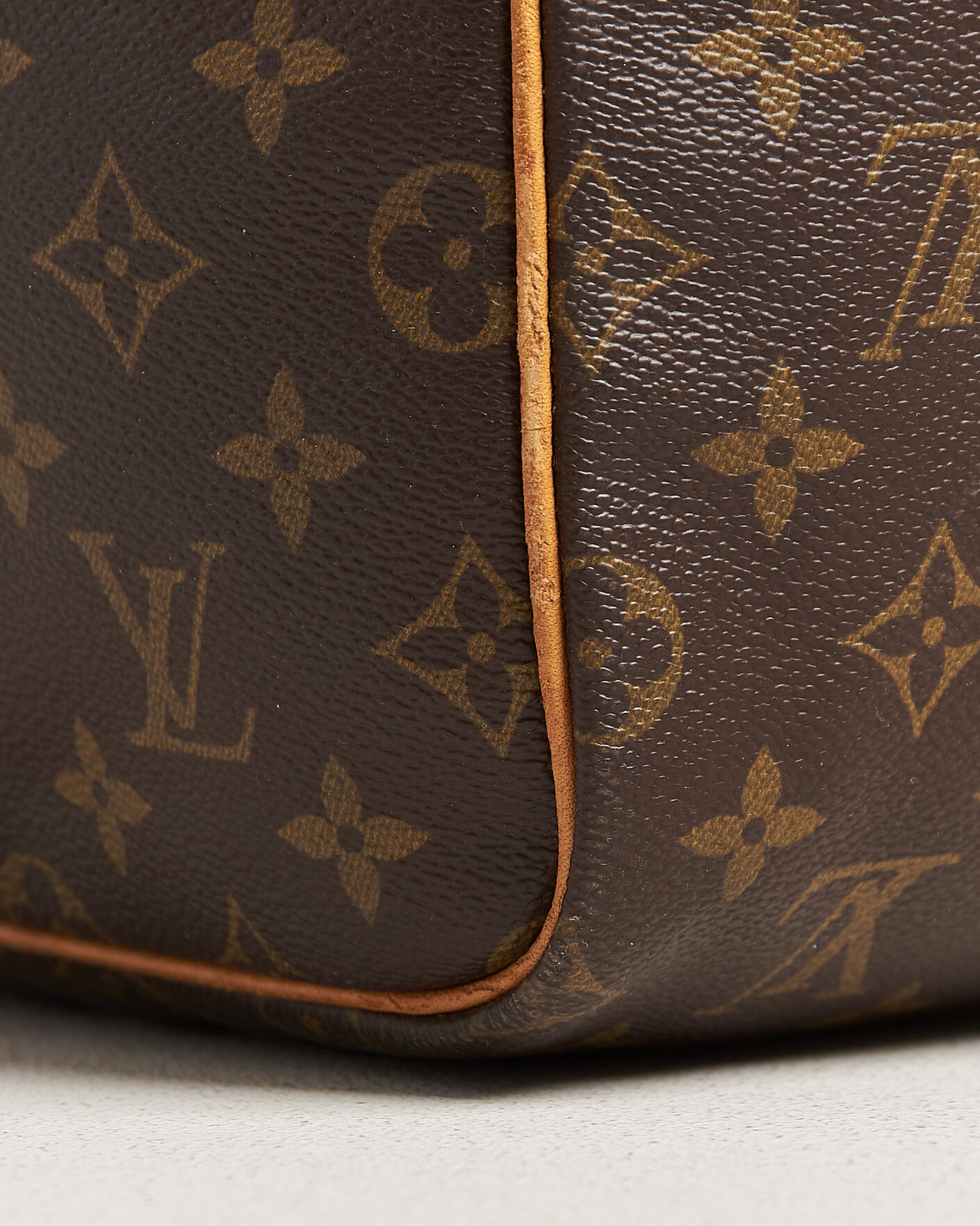 Uomini | Pre-Owned & Vintage Bags | Louis Vuitton Pre-Owned | Keepall 55 Bandouliére Monogram