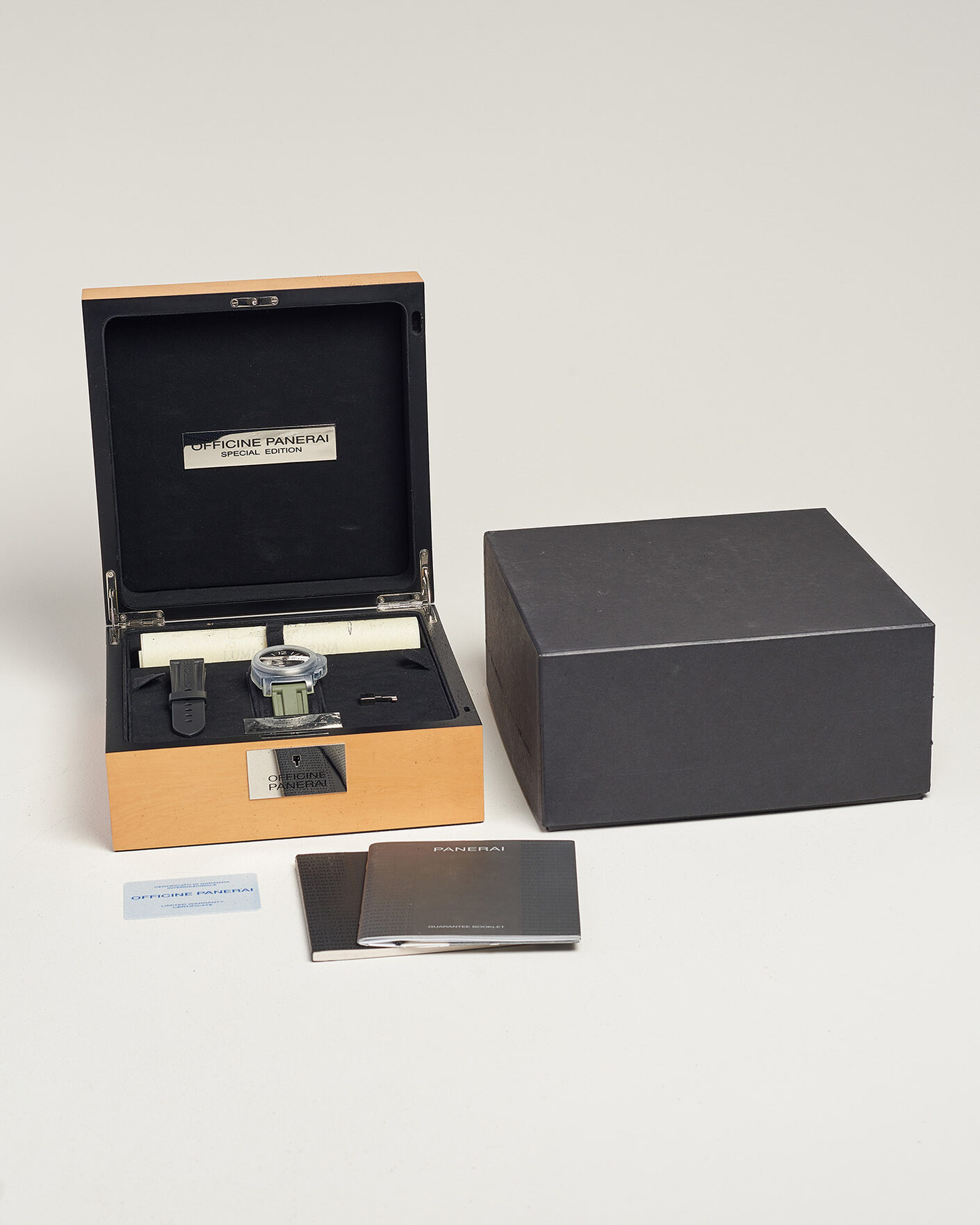 Uomini | Pre-Owned & Vintage Watches | Panerai Pre-Owned | PAM00416 Luminor Marina Beverly Hills Boutique