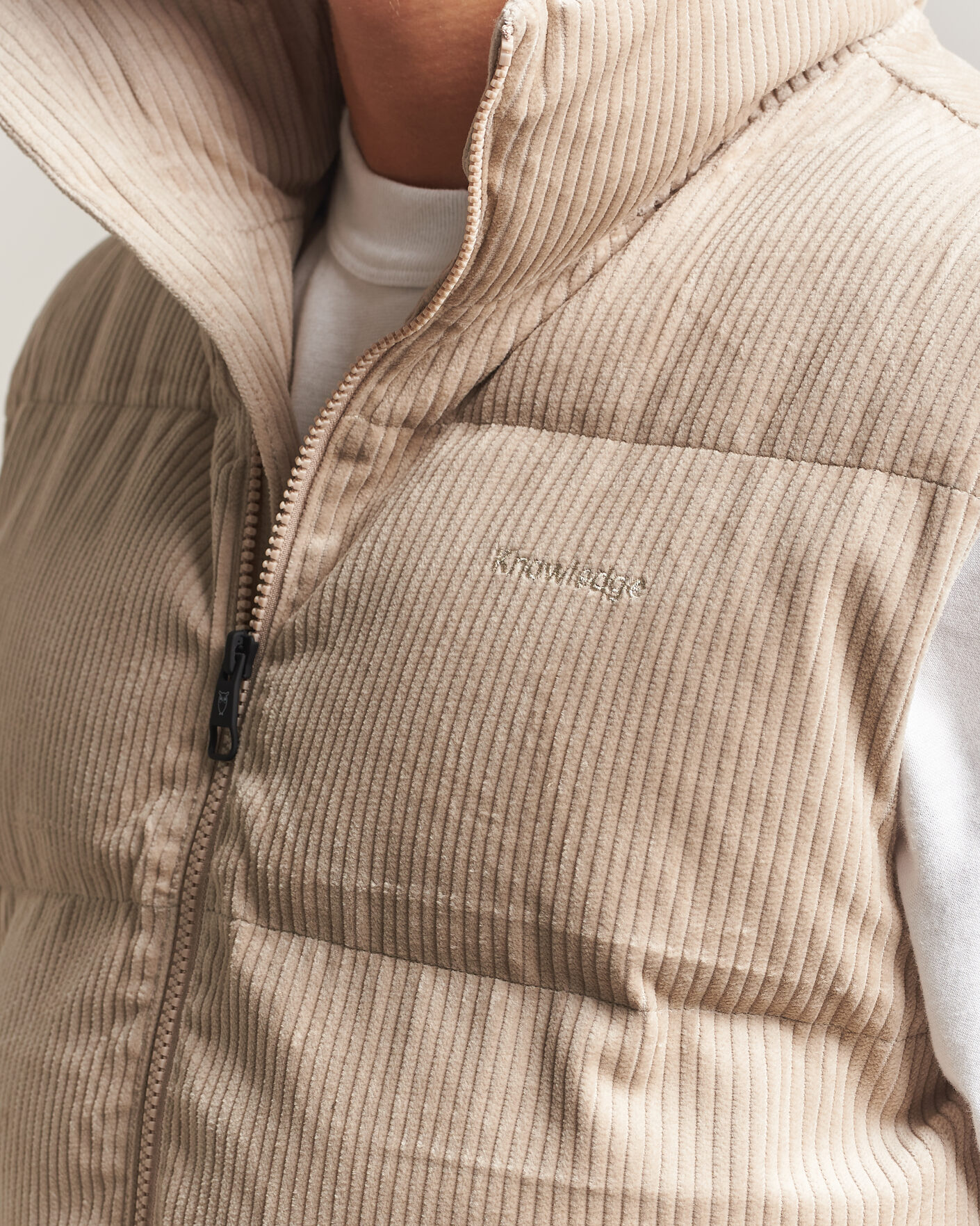Uomini | Gilet | KnowledgeCotton Apparel | Corduroy Puffer Vest Light Feather Grey