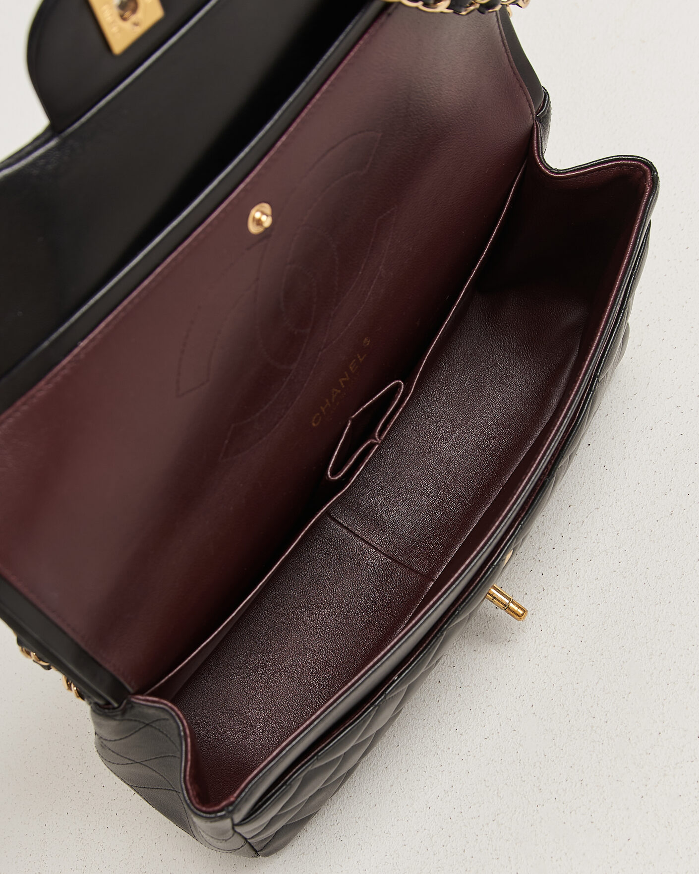 Uomini | Pre-Owned & Vintage Bags | Chanel Pre-Owned | Classic Jumbo Double Flap Bag Lambskin Black