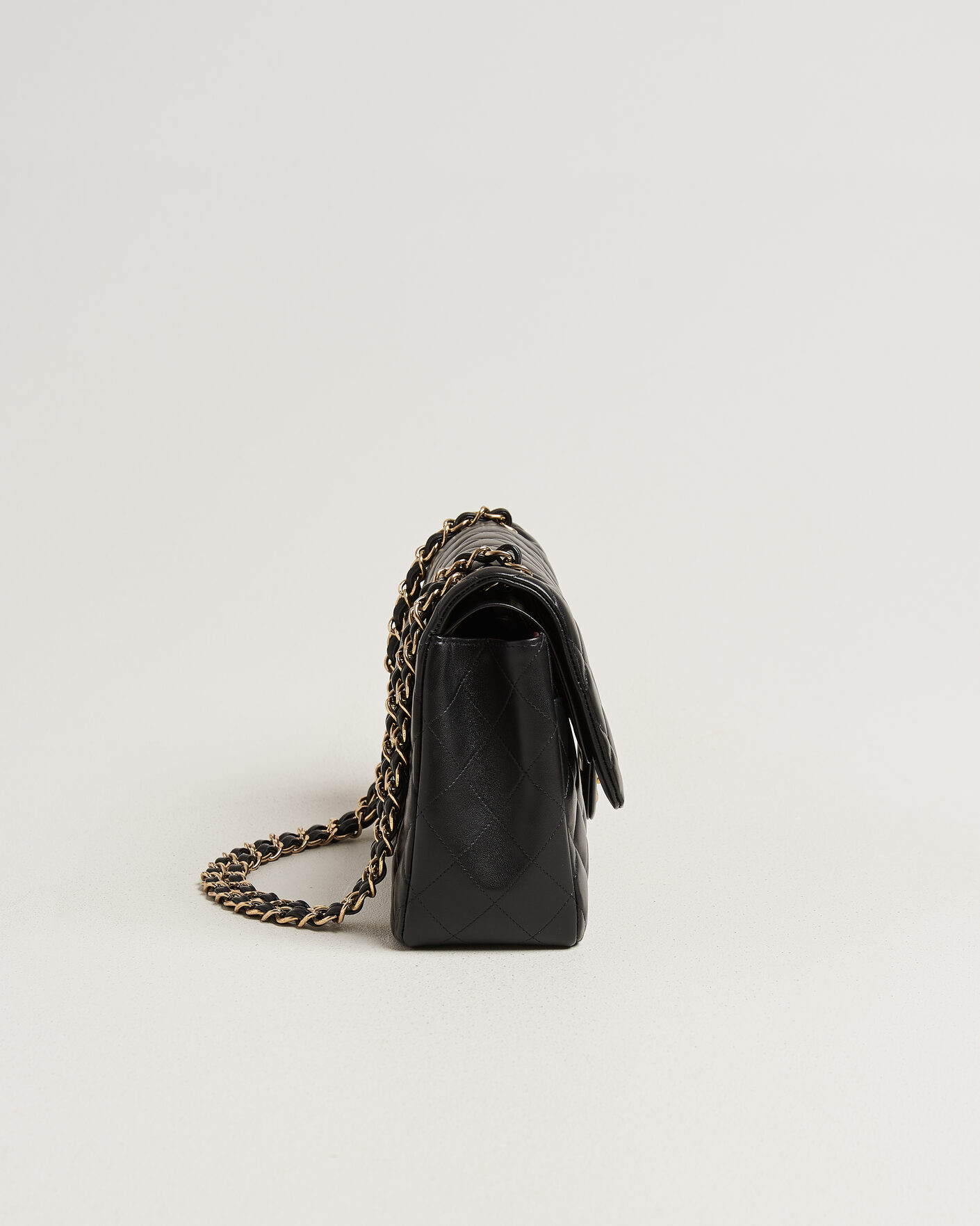Uomini | Pre-Owned & Vintage Bags | Chanel Pre-Owned | Classic Jumbo Double Flap Bag Lambskin Black