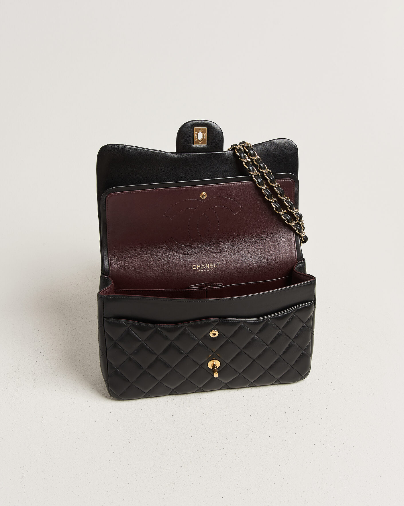 Uomini | Pre-Owned & Vintage Bags | Chanel Pre-Owned | Classic Jumbo Double Flap Bag Lambskin Black