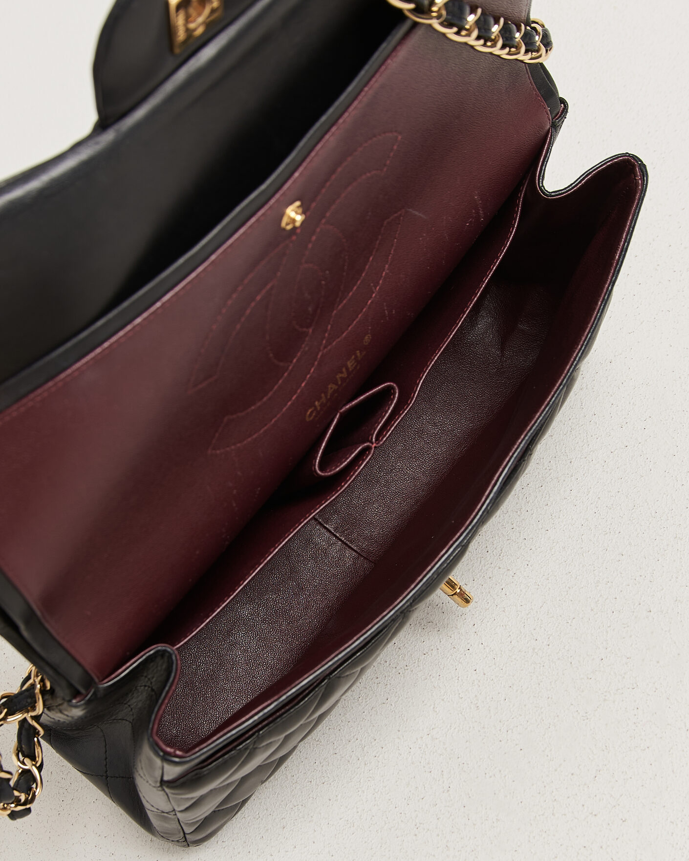 Uomini | Pre-Owned & Vintage Bags | Chanel Pre-Owned | Classic Jumbo Double Flap Bag Lambskin Black