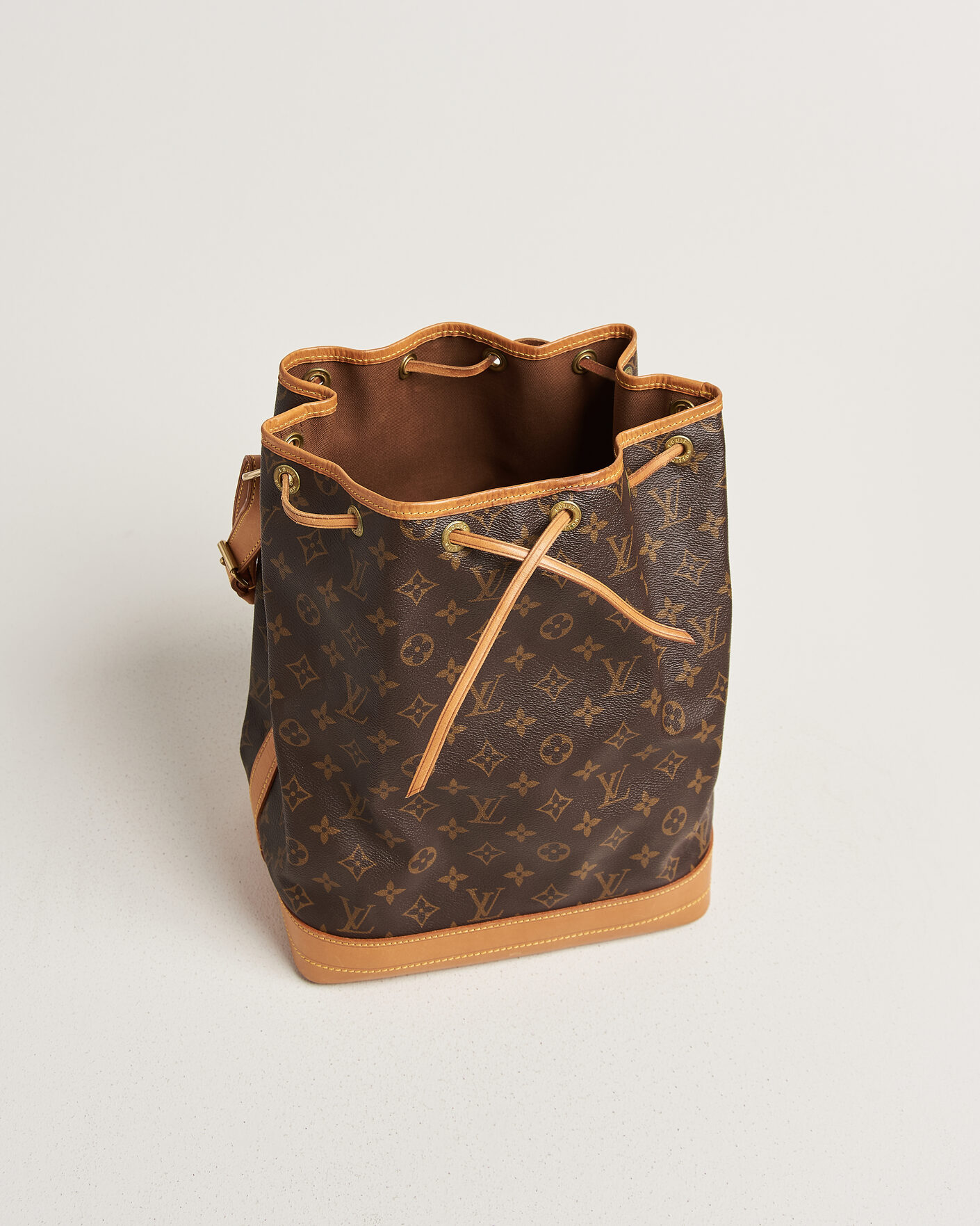 Uomini | Pre-Owned & Vintage Bags | Louis Vuitton Pre-Owned | Noé Monogram