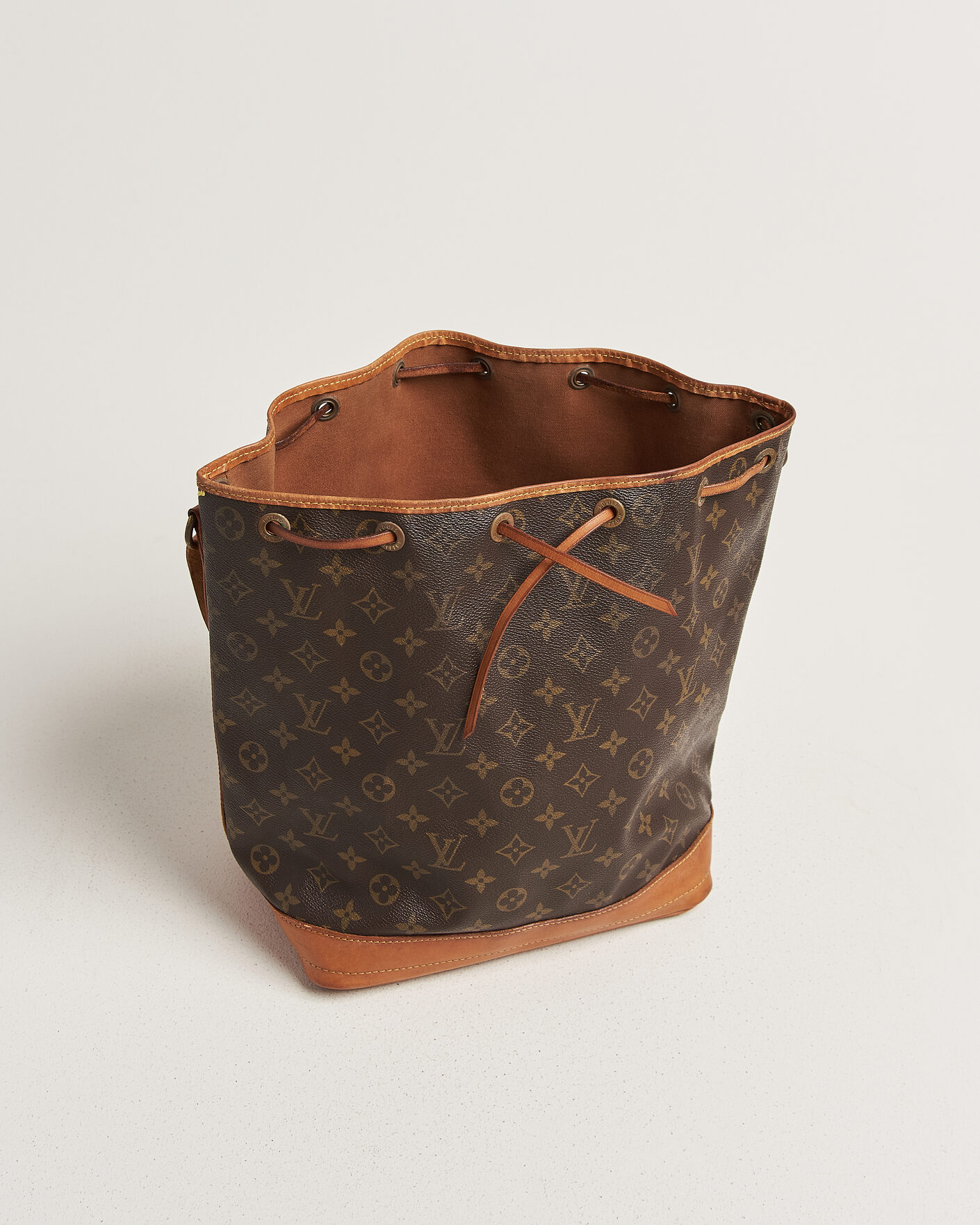 Uomini | Pre-Owned & Vintage Bags | Louis Vuitton Pre-Owned | Noé Monogram