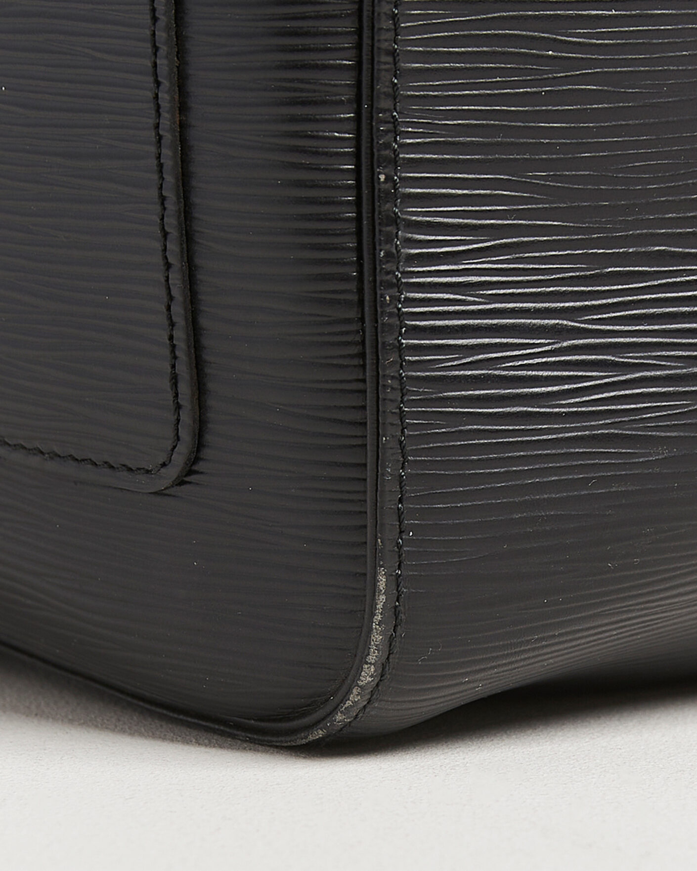 Uomini | Pre-Owned & Vintage Bags | Louis Vuitton Pre-Owned | Keepall 60 Epi Leather Black