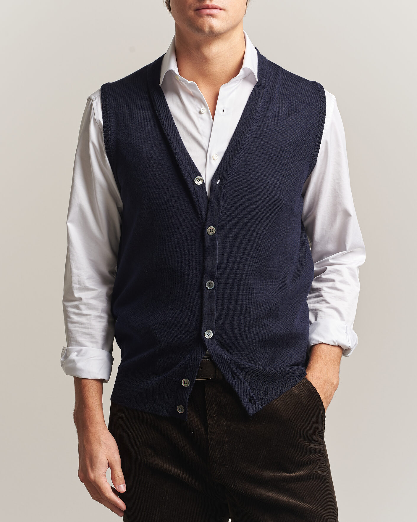 Uomini | Maglieria | Morgano | Extra Fine Merino Wool Sleevles Cardigan Vest Navy