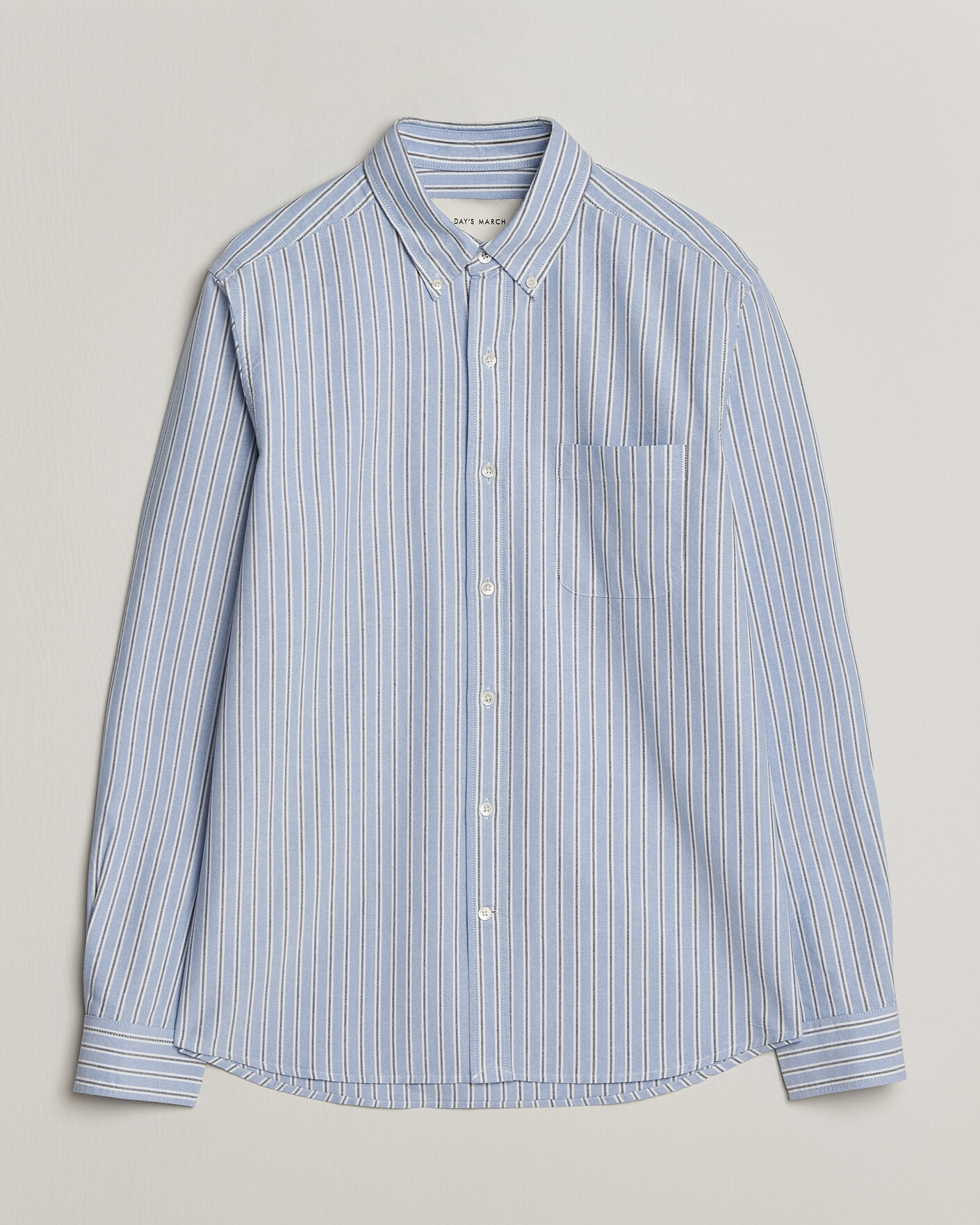 Uomini | Camicie | A Day's March | Classic Flag Striped Oxford Shirt White/Blue/Black